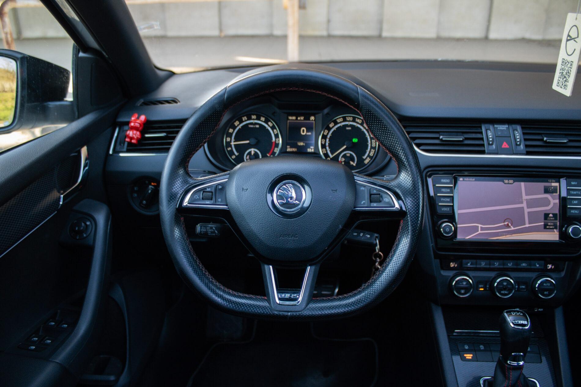 2016 Skoda Octavia RS, biela kombi, 253 701 km
