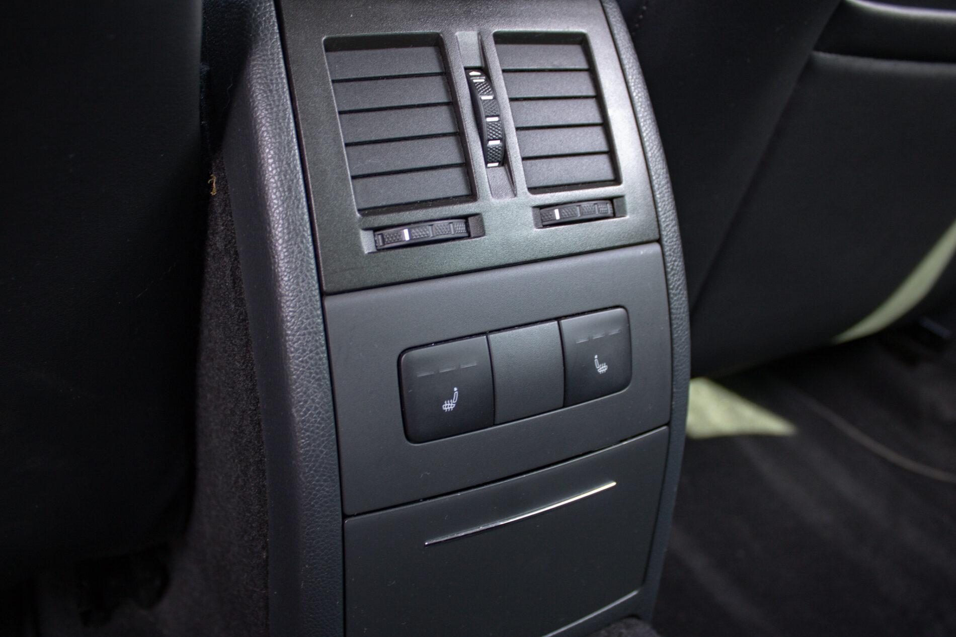 2011 Skoda Octavia RS, čierna kombi, 190 807 km