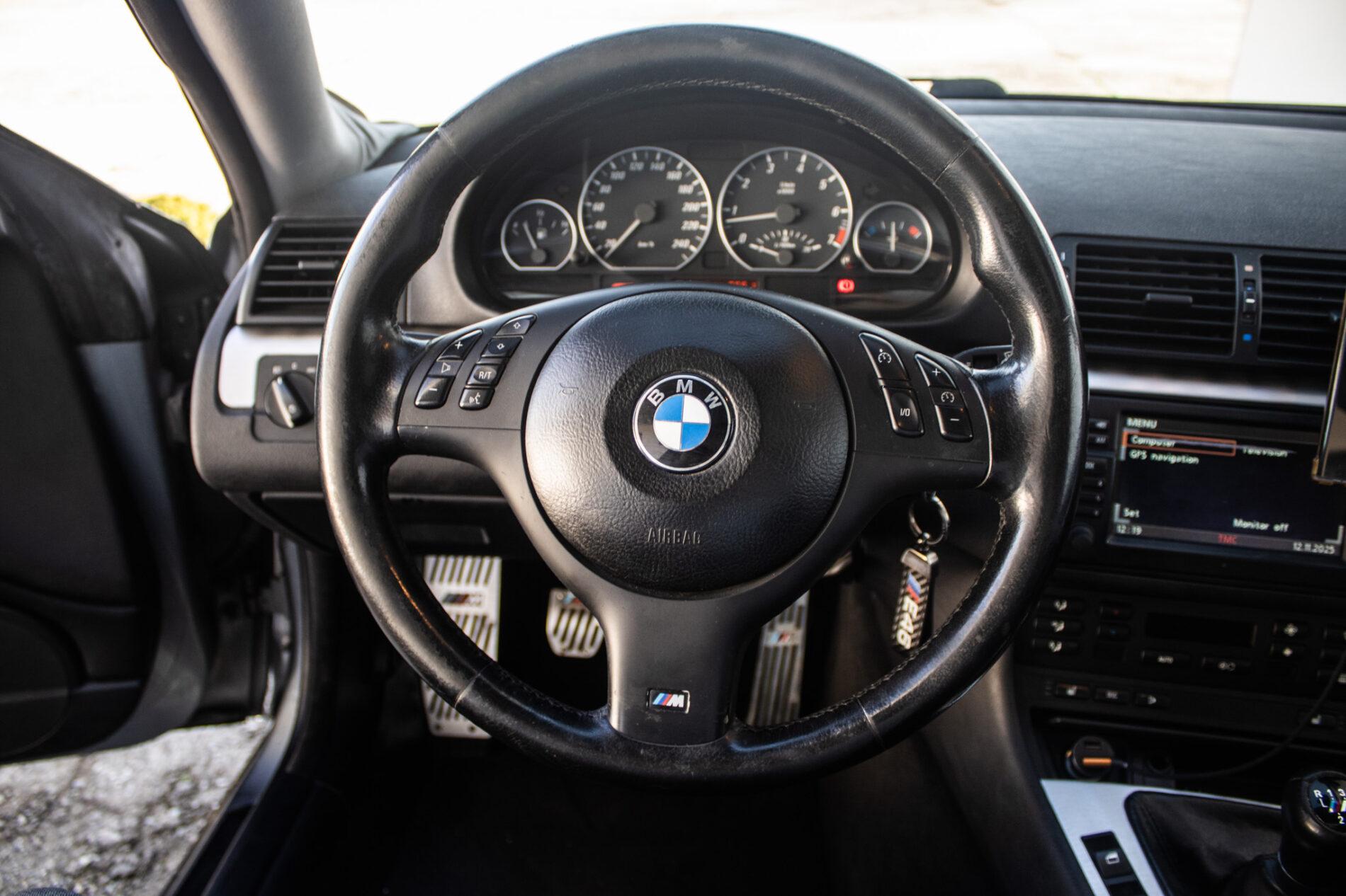 2003 BMW 330i, sivá kupé, 283 013 km