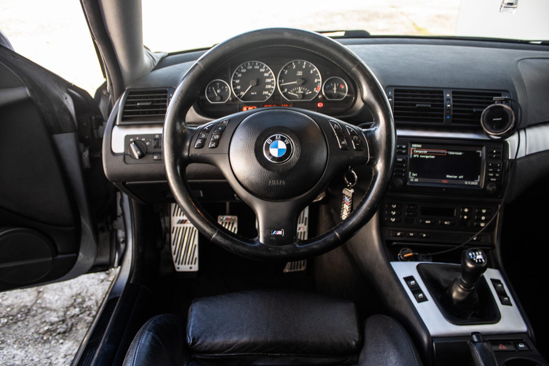 2003 BMW 330i, sivá kupé, 283 013 km