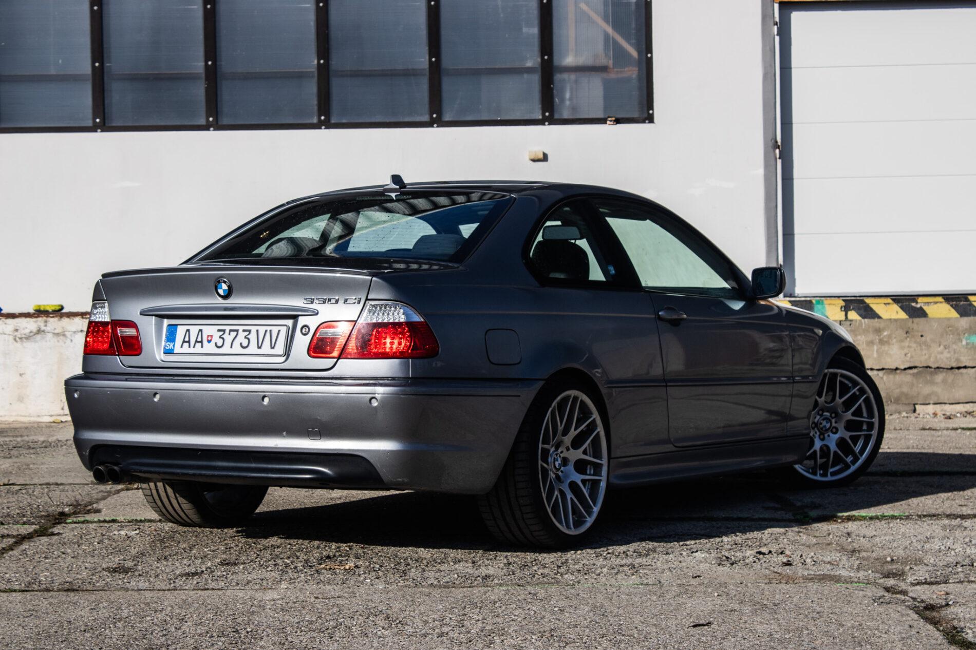 2003 BMW 330i, sivá kupé, 283 013 km