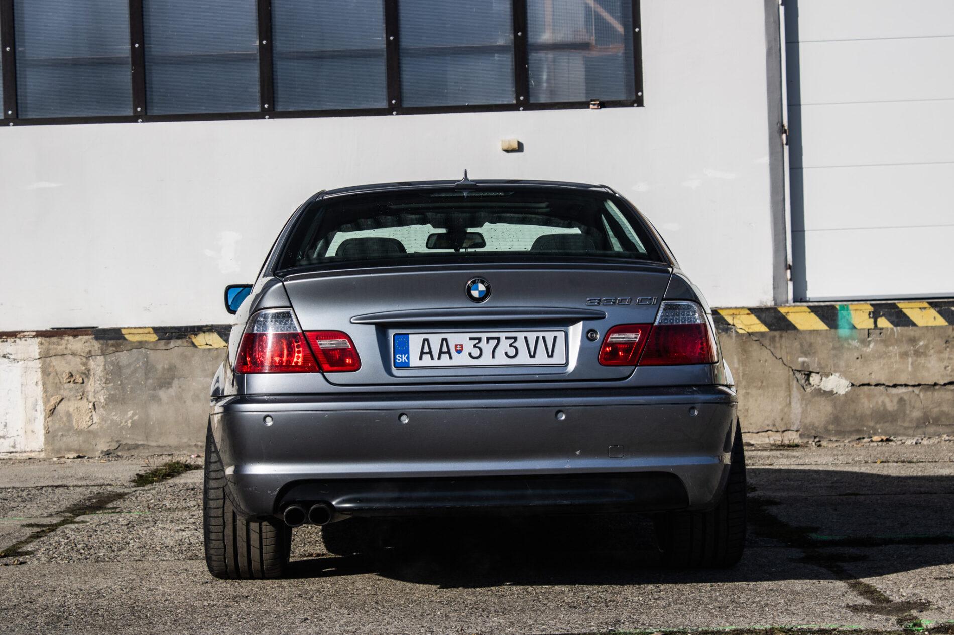 2003 BMW 330i, sivá kupé, 283 013 km
