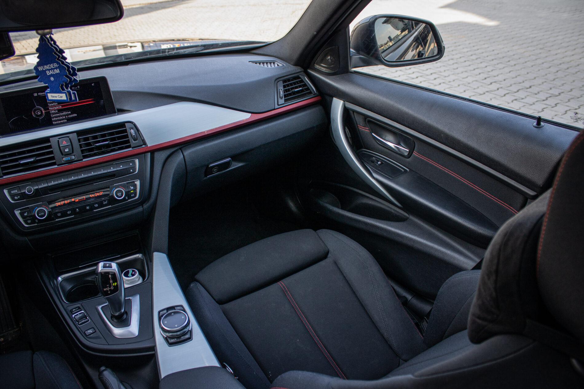 2013 BMW 335d, čierna kombi, 292 000 km