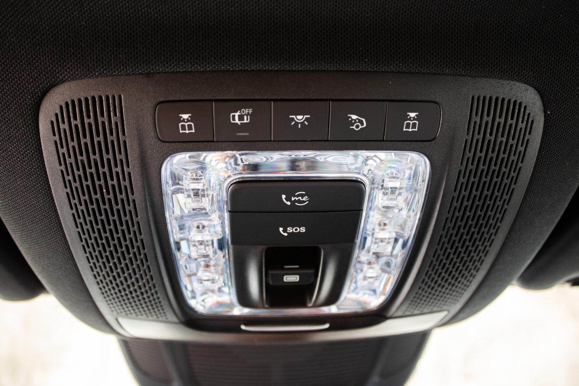 2021 Mercedes-Benz GLS 580, sivá suv, 109 687 km