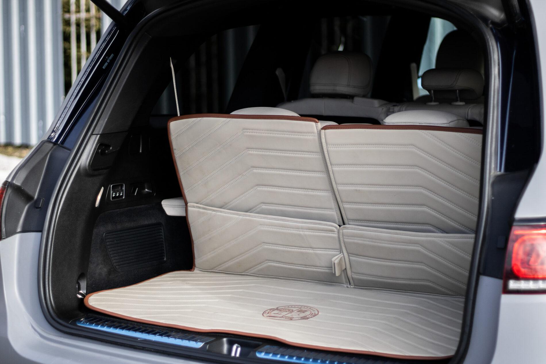 2021 Mercedes-Benz GLS 580, sivá suv, 109 687 km