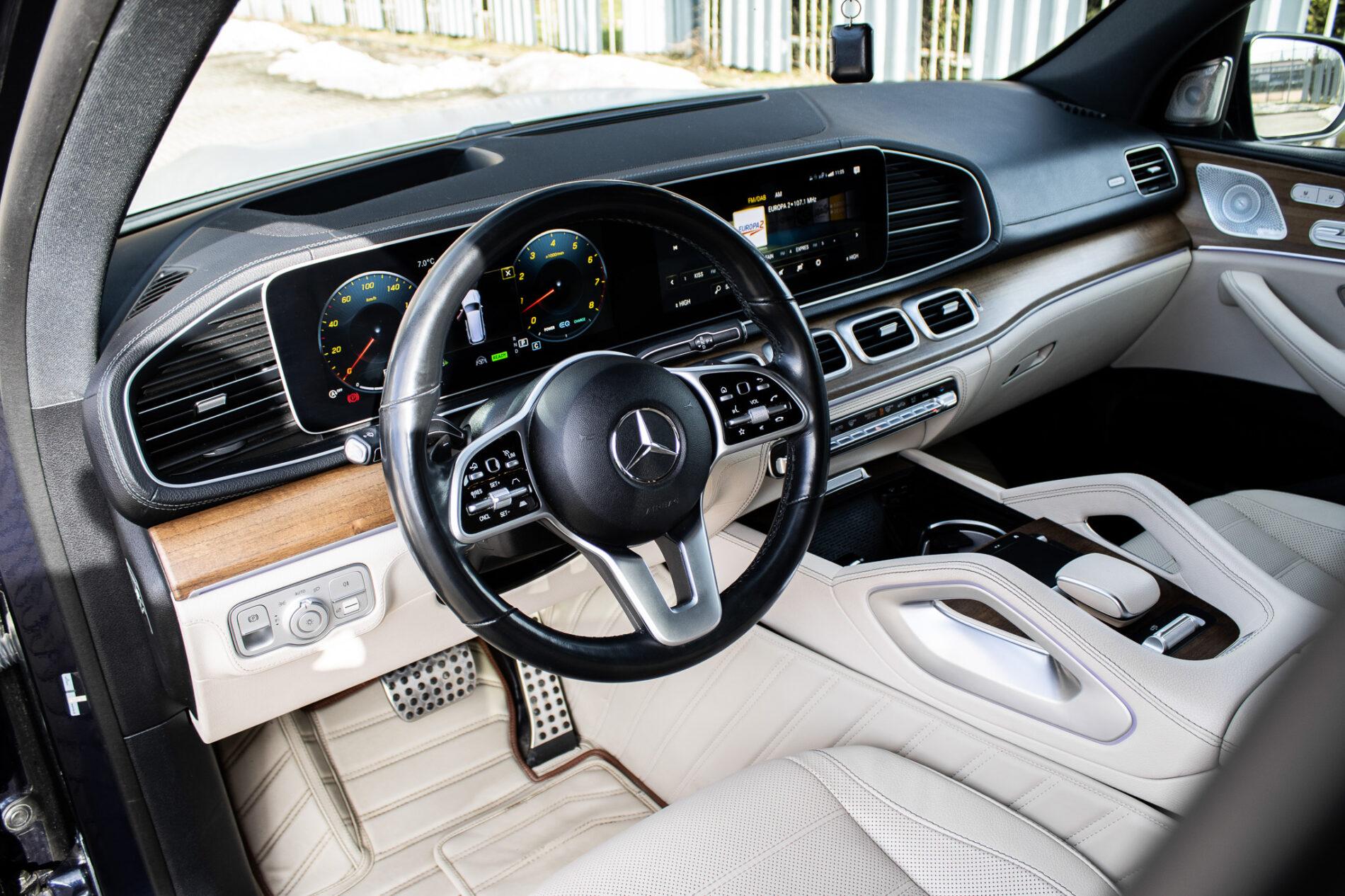 2021 Mercedes-Benz GLS 580, sivá suv, 109 687 km