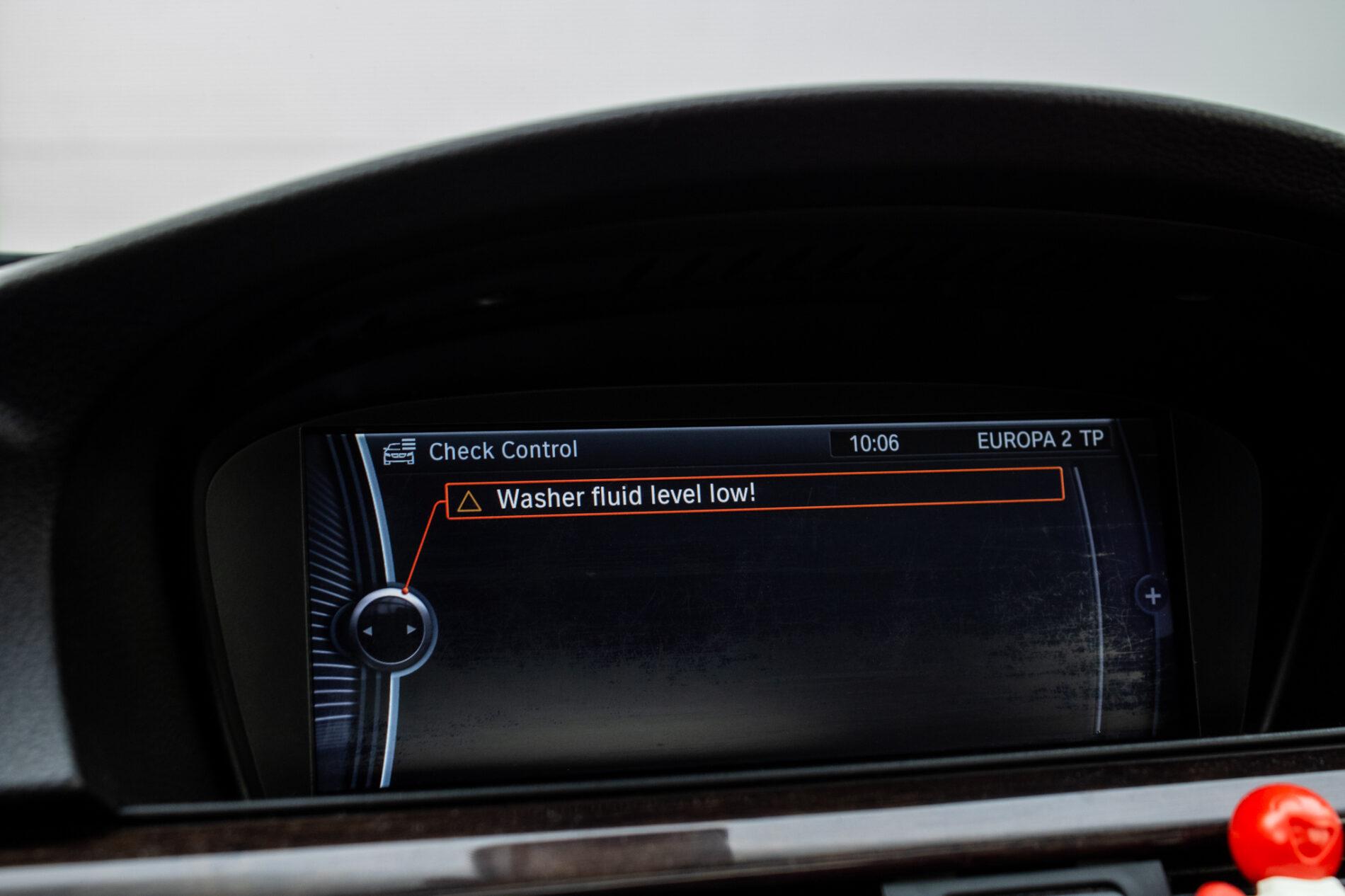 2010 BMW 330d, biela kupé, 297 399 km