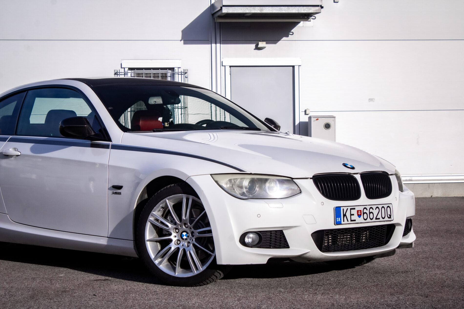 2010 BMW 330d, biela kupé, 297 399 km