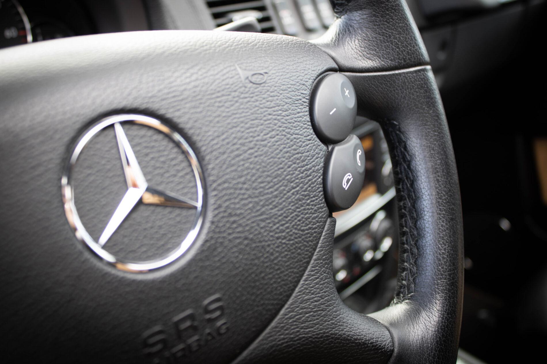 2011 Mercedes-Benz G 500, sivá suv, 89 163 km