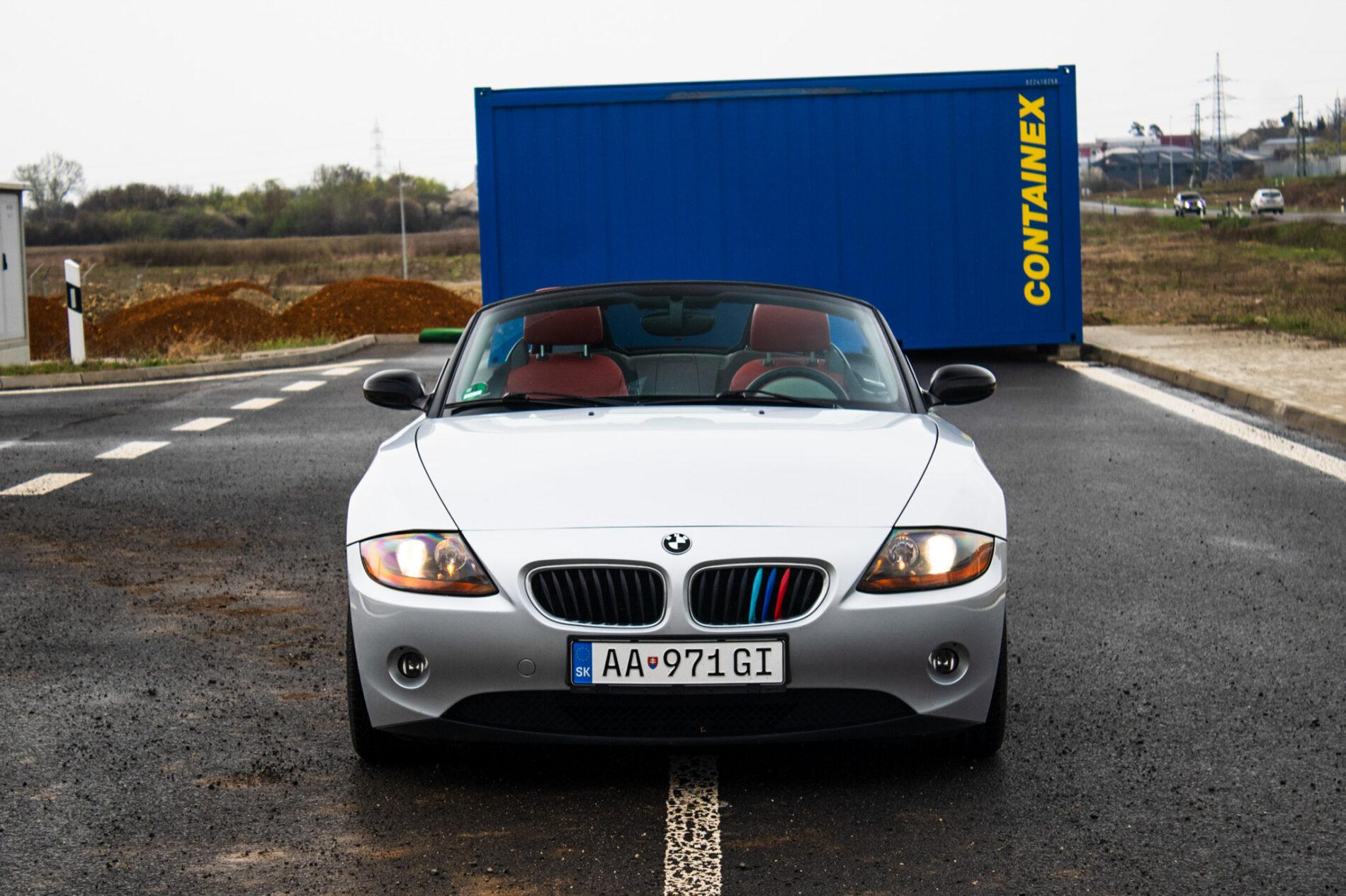 2003 BMW Z4, strieborná kabriolet, 158 040 km