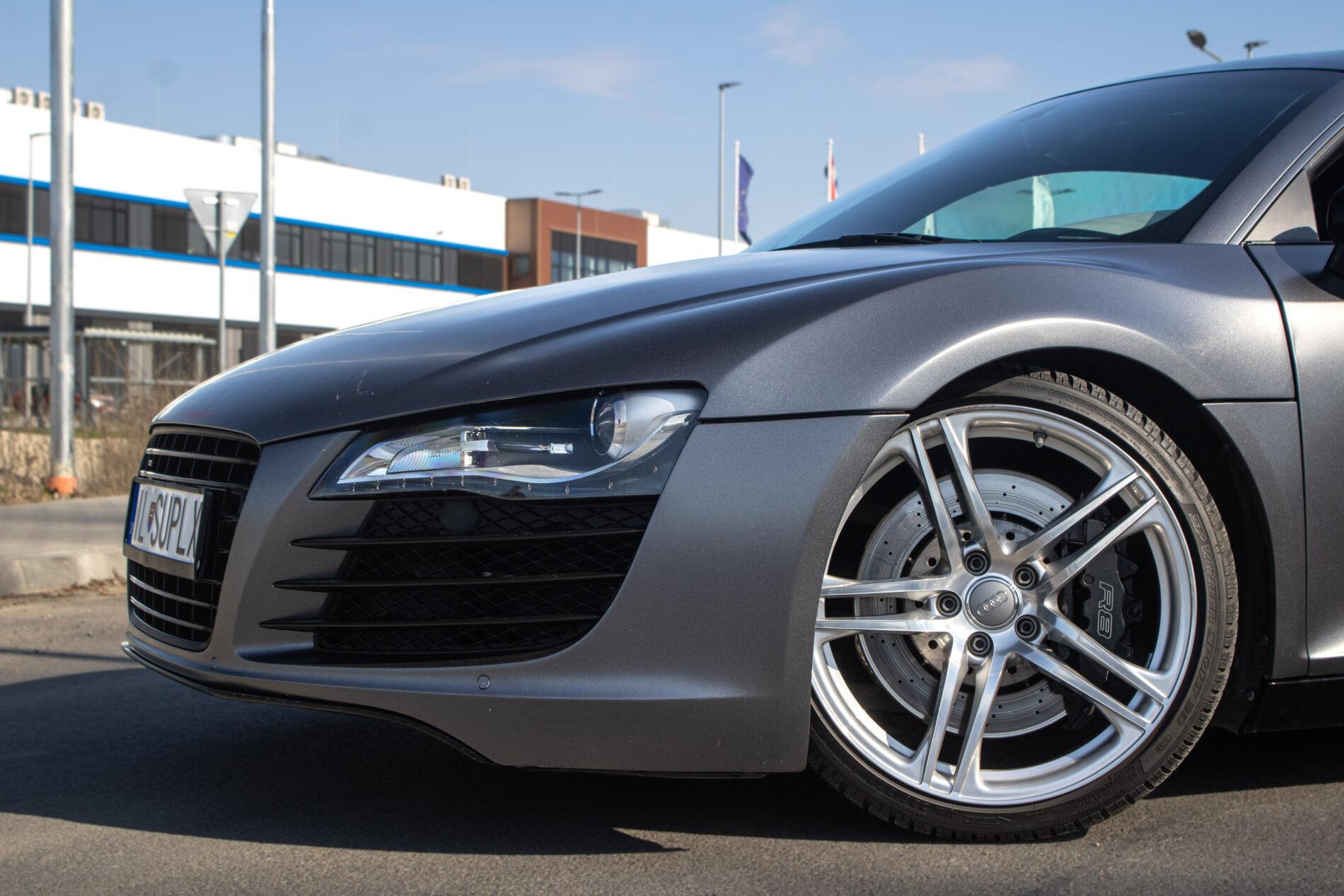 2007 AUDI R8, sivá kupé, 71 374 km