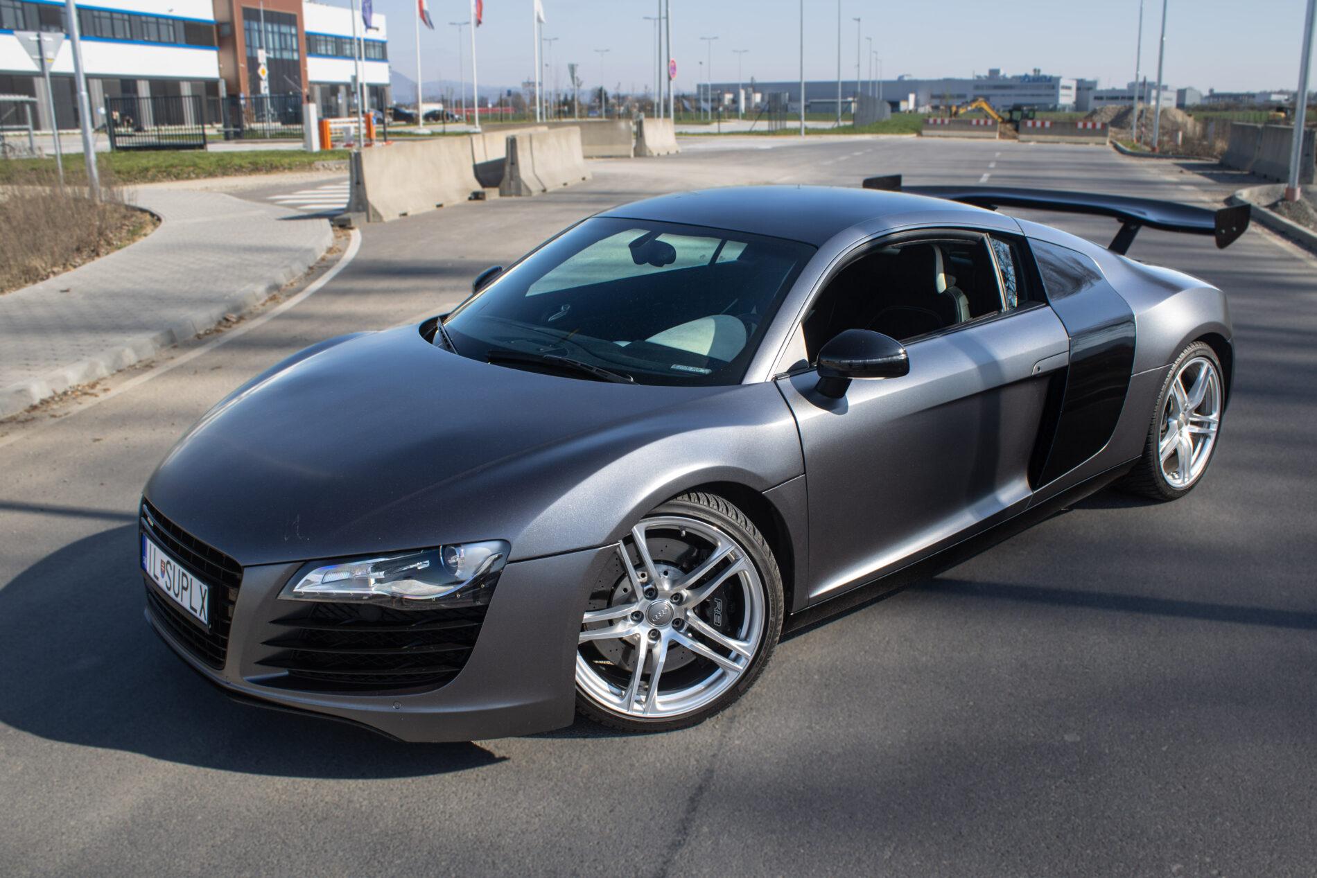 2007 AUDI R8, sivá kupé, 71 374 km