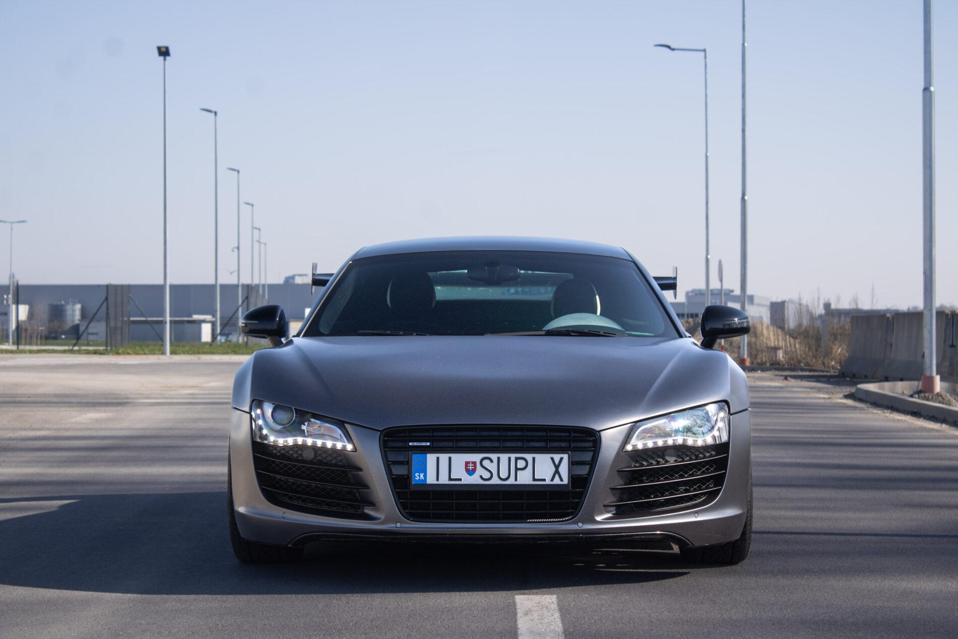 2007 AUDI R8, sivá kupé, 71 374 km