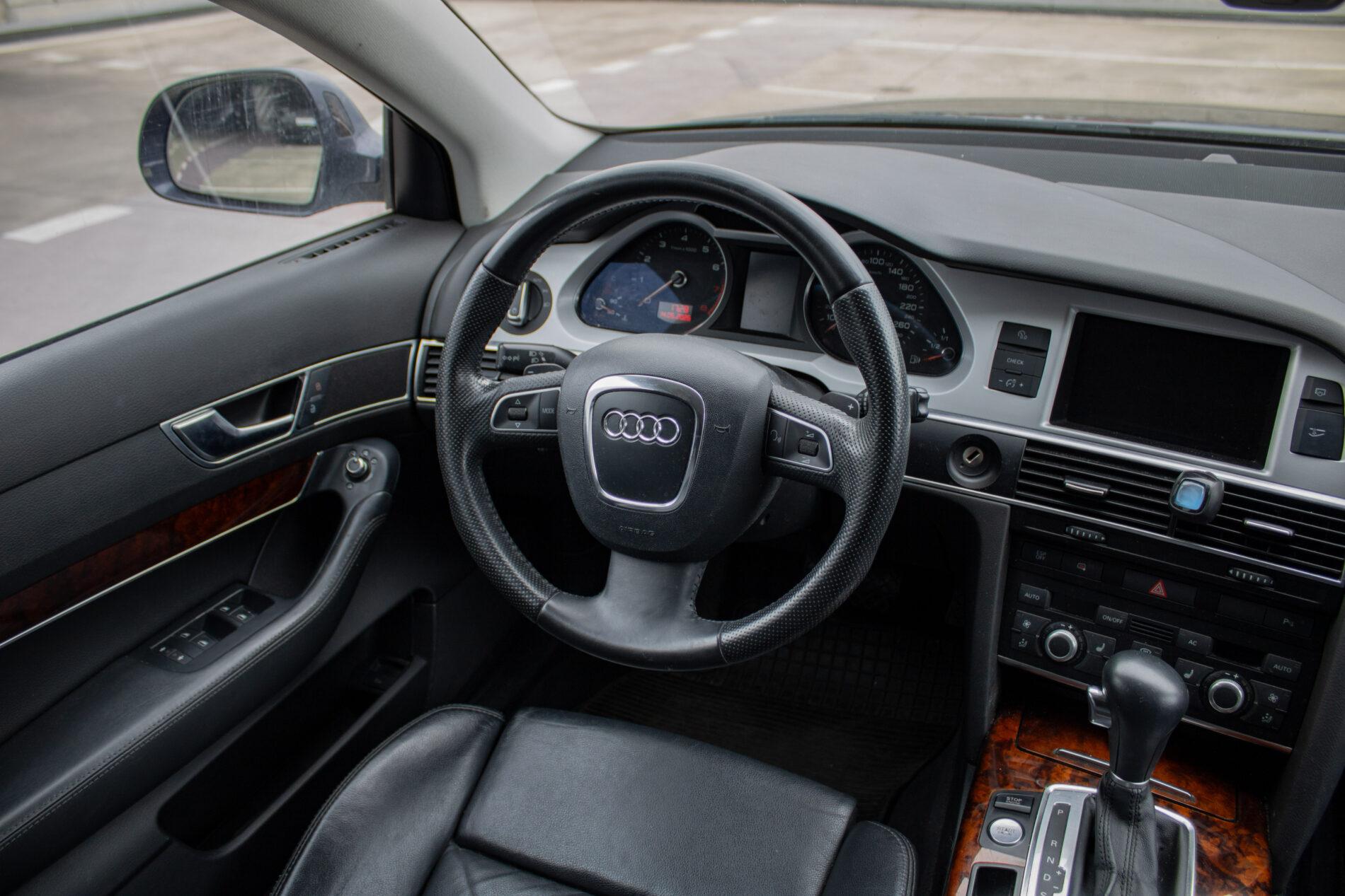 2011 AUDI A6, sivá kombi, 223 133 km