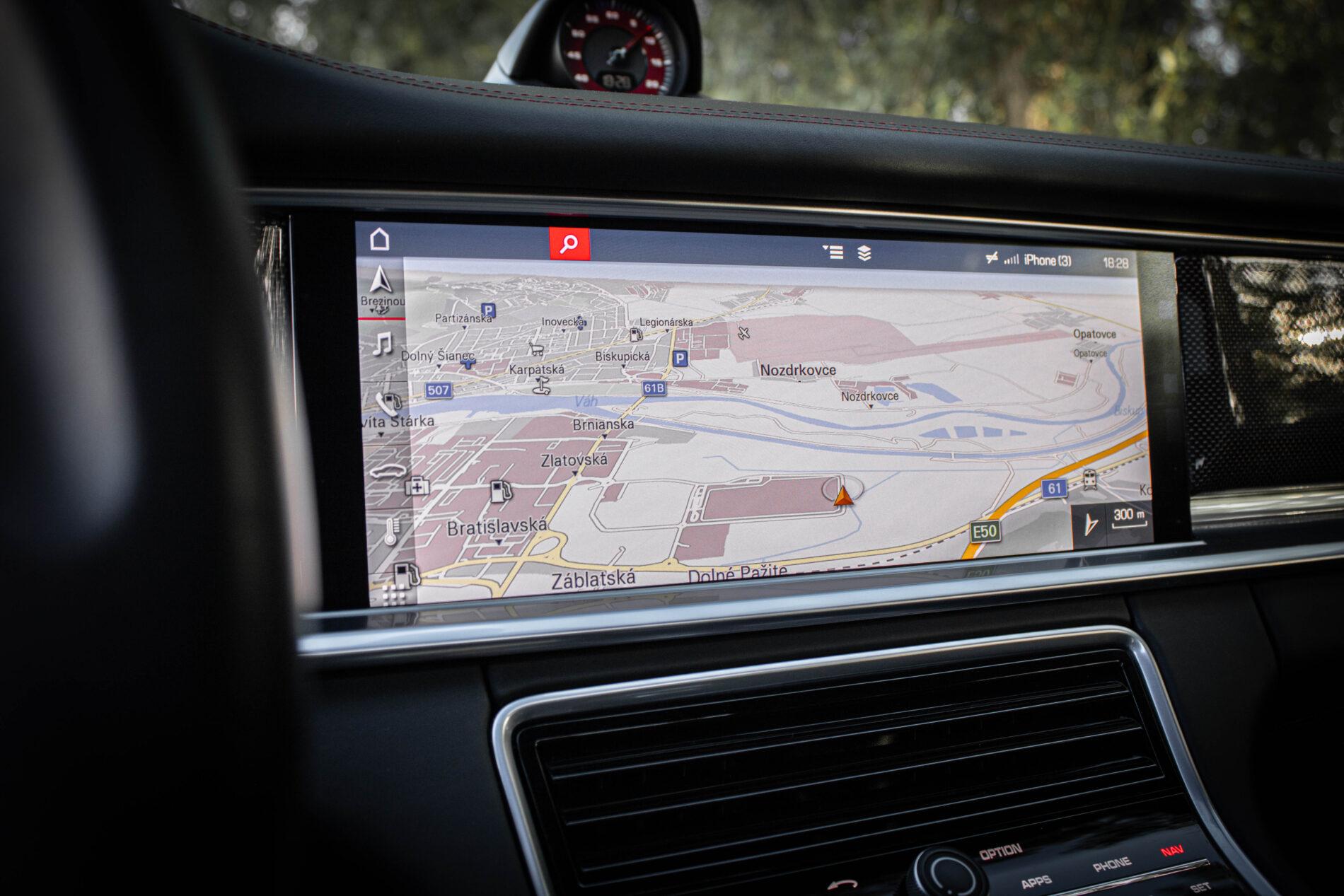 2019 Porsche Panamera GTS, čierna kombi, 81 950 km