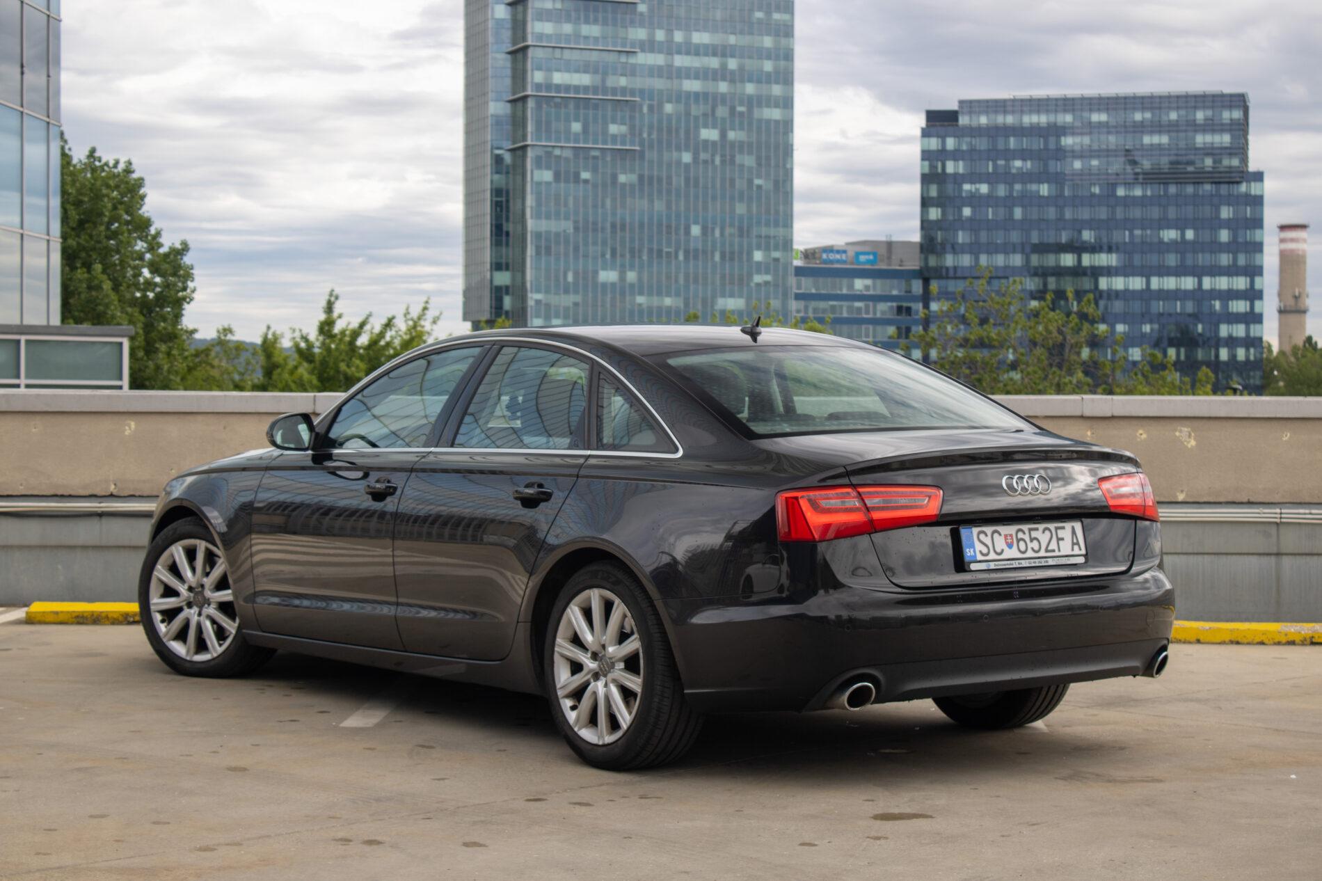 2013 AUDI A6, čierna sedan, 335 544 km
