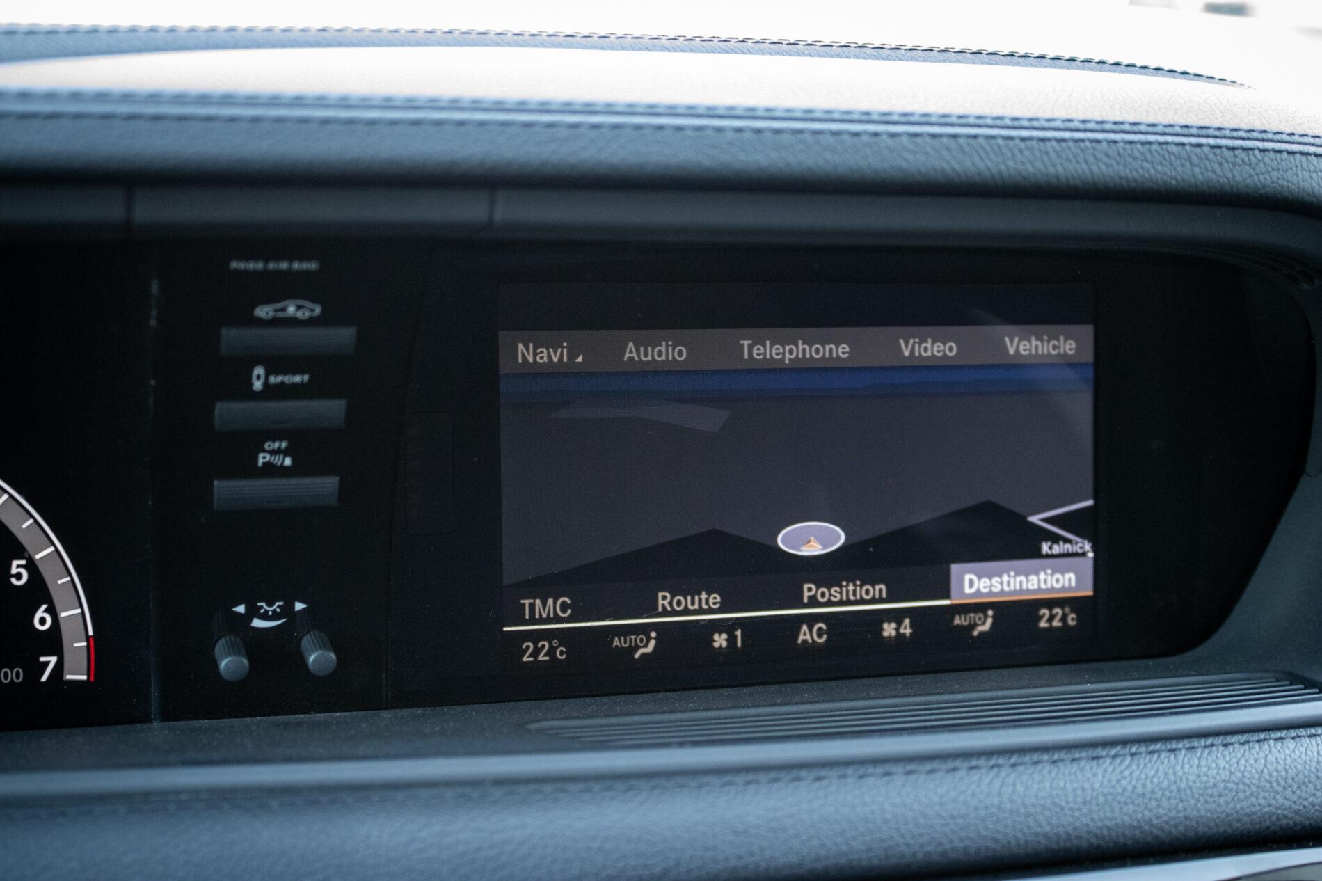 2011 Mercedes-Benz CL 500, biela kupé, 217 725 km