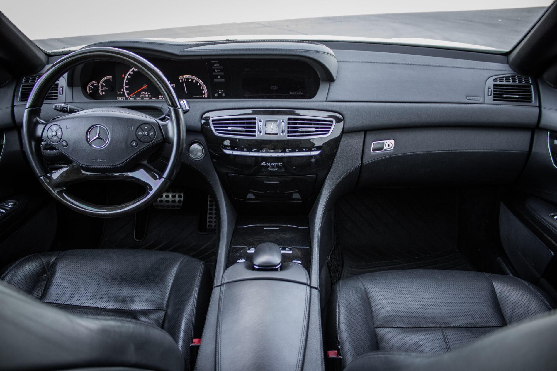 2011 Mercedes-Benz CL 500, biela kupé, 217 725 km