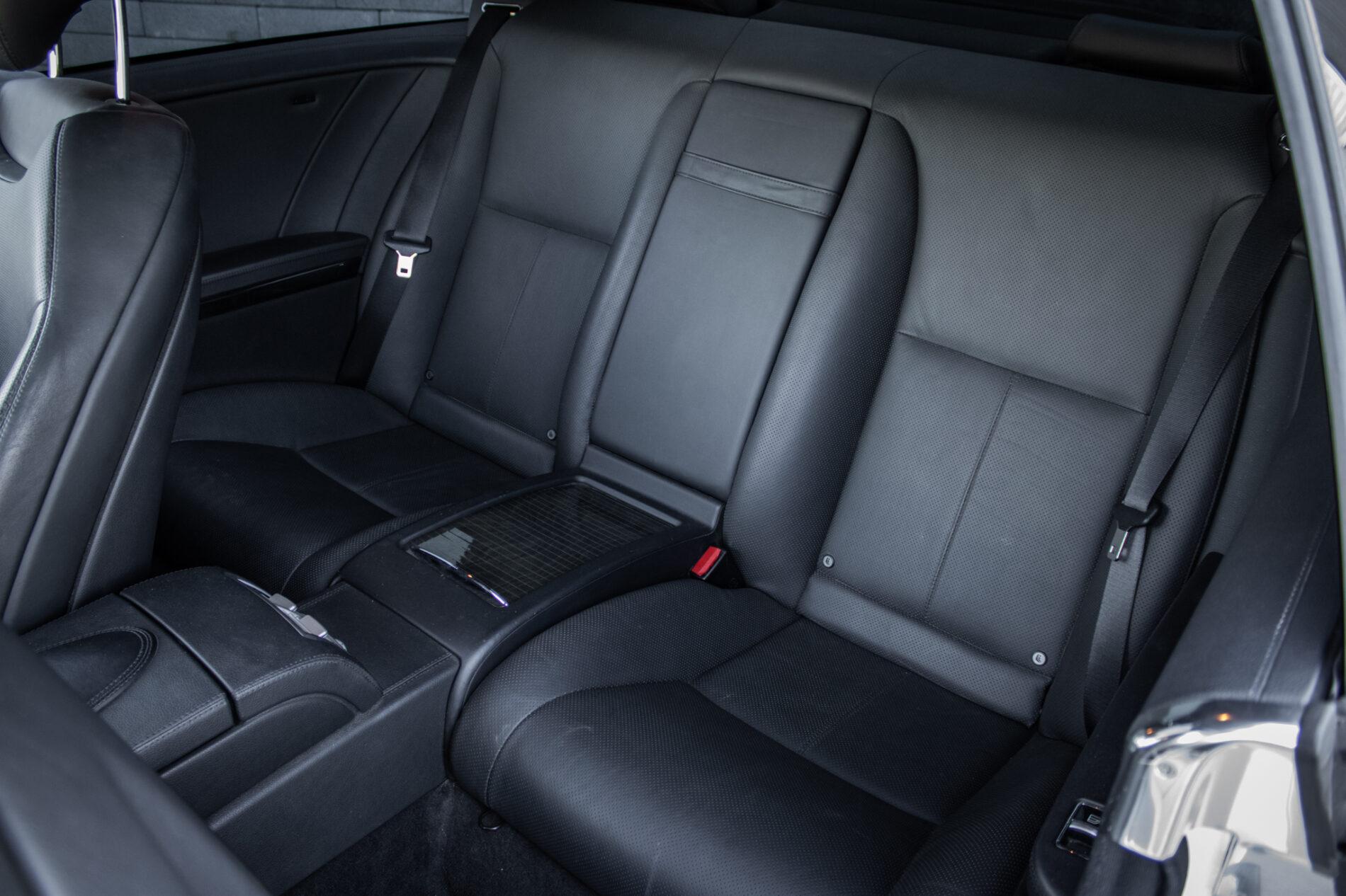 2011 Mercedes-Benz CL 500, biela kupé, 217 725 km