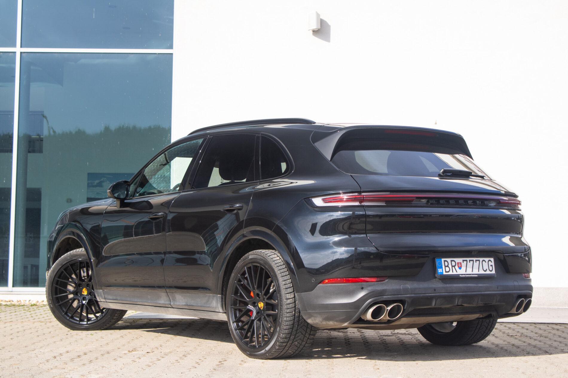 2023 Porsche Cayenne S, čierna suv, 37 493 km