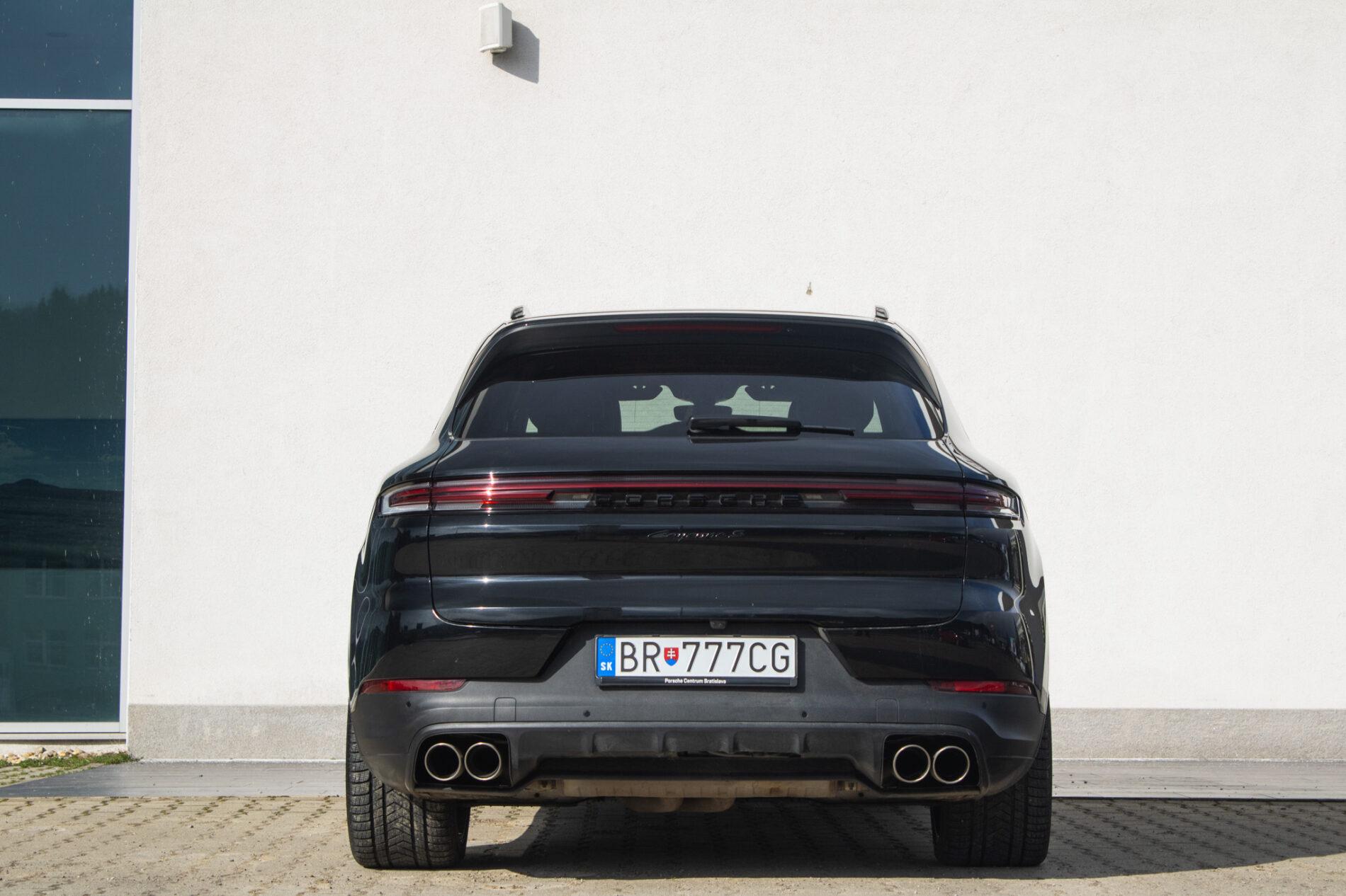 2023 Porsche Cayenne S, čierna suv, 37 493 km