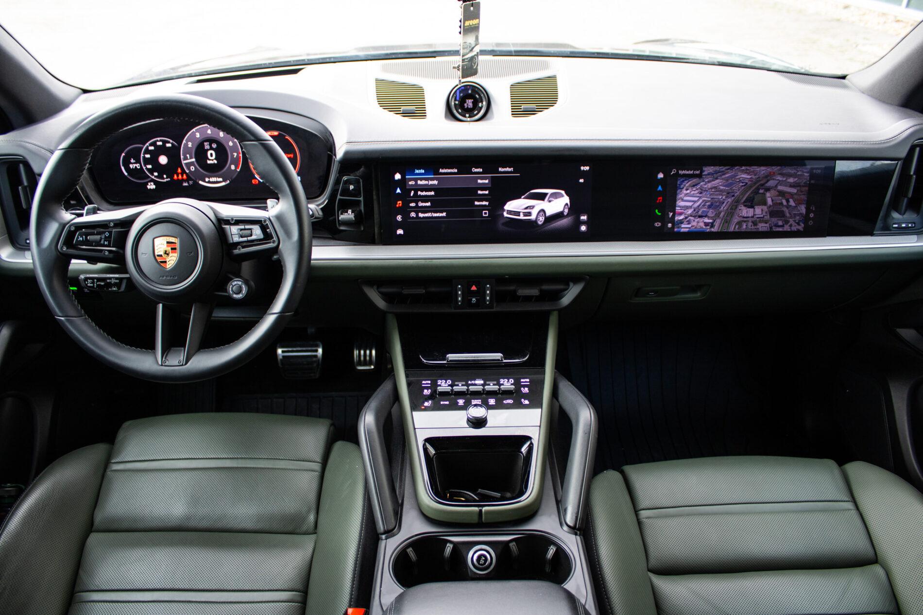 2023 Porsche Cayenne S, čierna suv, 37 493 km