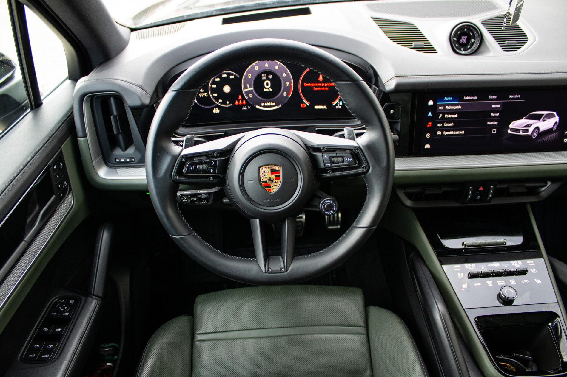 2023 Porsche Cayenne S, čierna suv, 37 493 km
