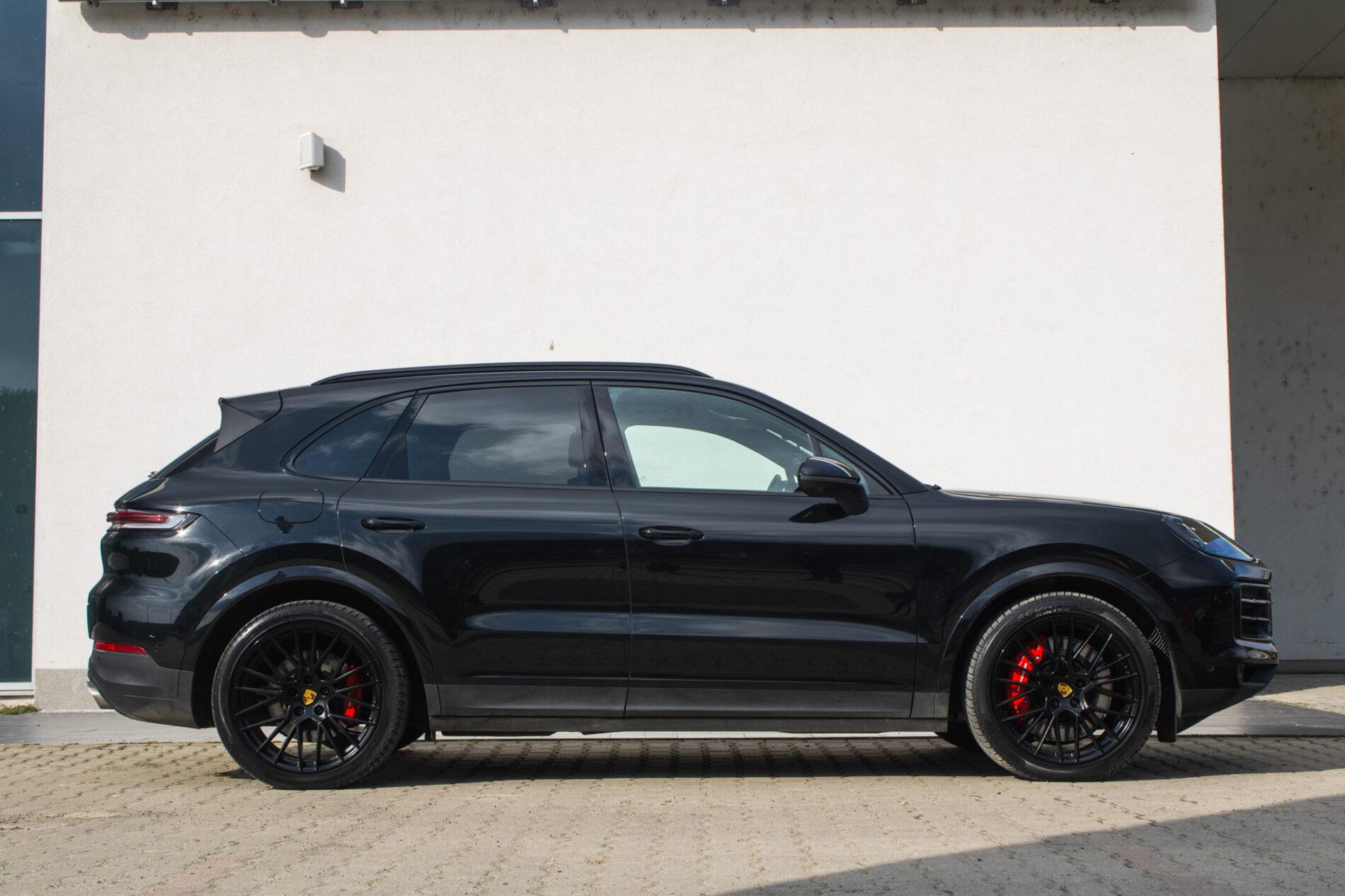 2023 Porsche Cayenne S, čierna suv, 37 493 km