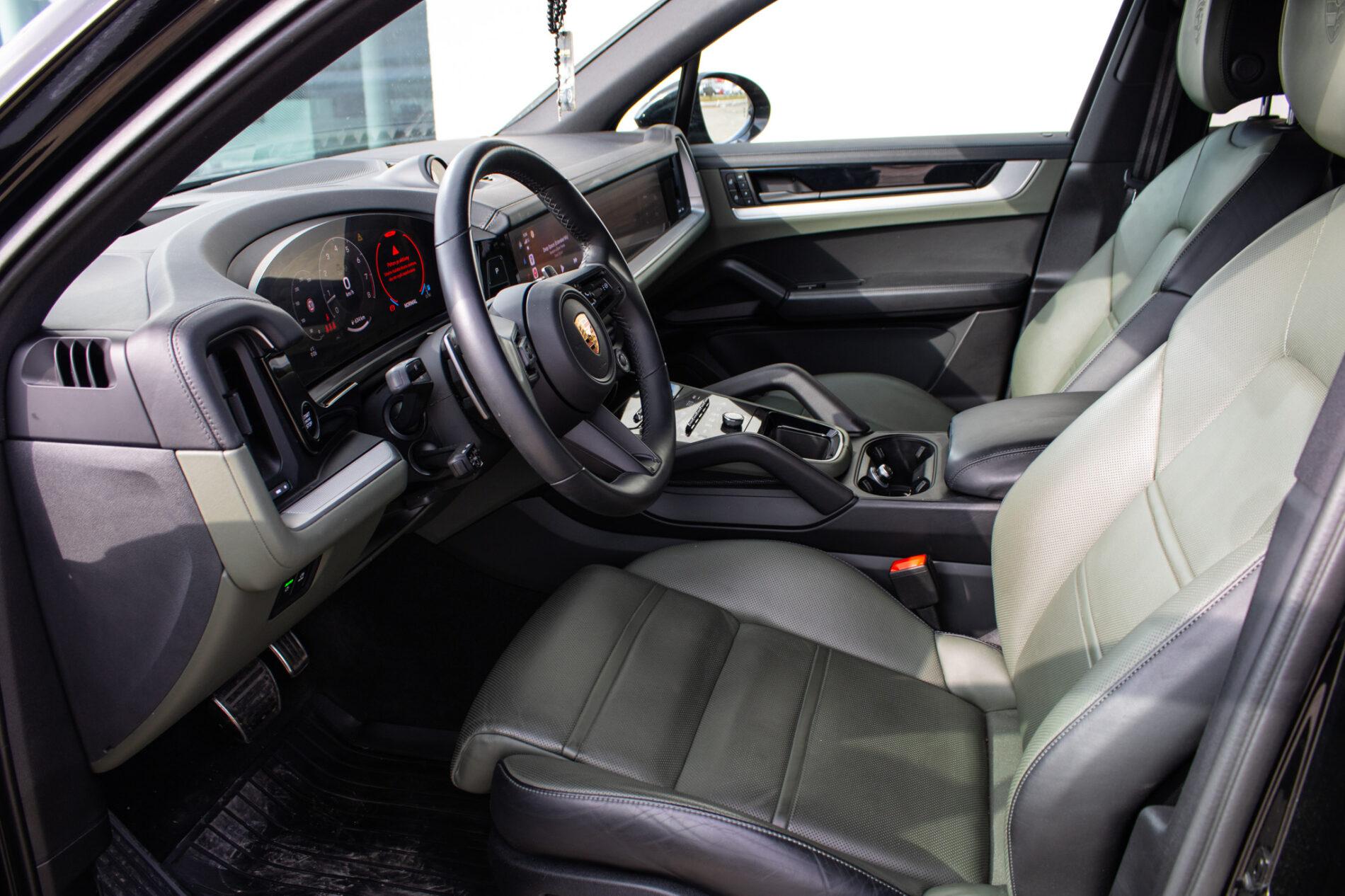 2023 Porsche Cayenne S, čierna suv, 37 493 km