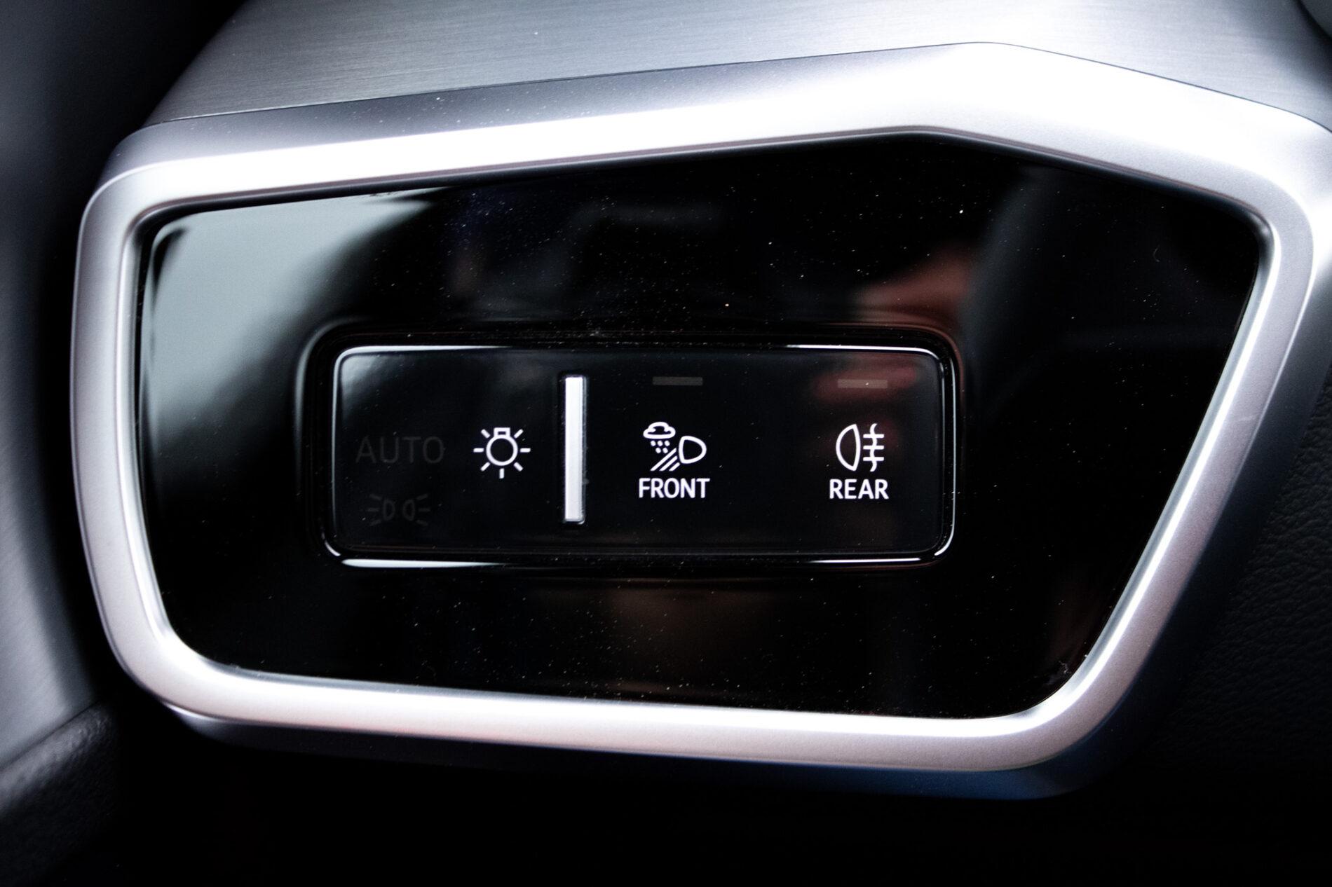 2023 AUDI A6, čierna kombi, 60 576 km