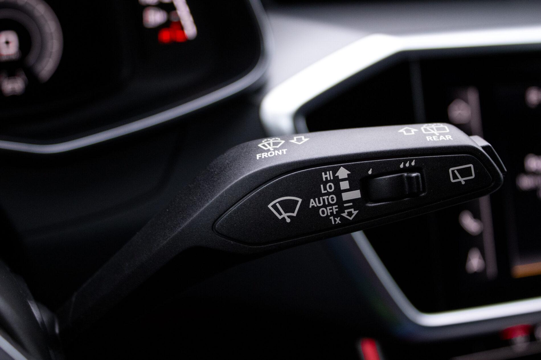 2023 AUDI A6, čierna kombi, 60 576 km