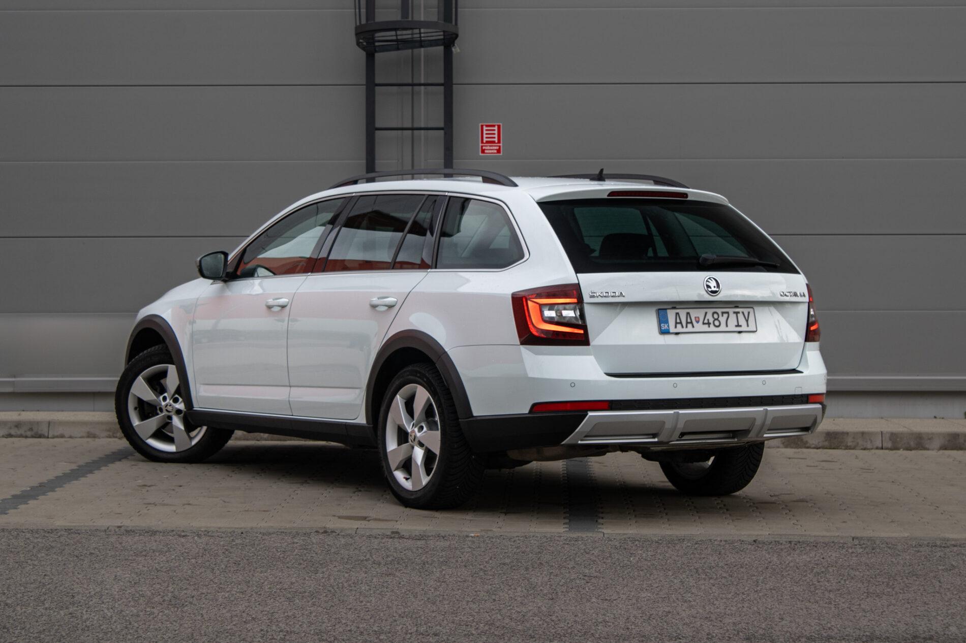 2018 Skoda Octavia RS, biela kombi, 195 000 km