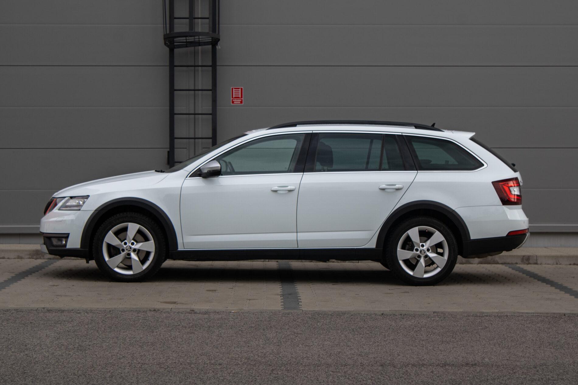 2018 Skoda Octavia RS, biela kombi, 195 000 km