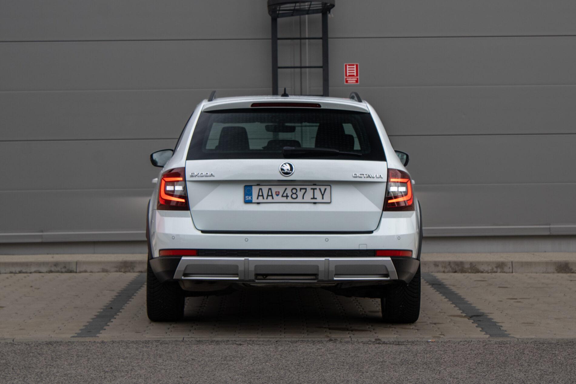 2018 Skoda Octavia RS, biela kombi, 195 000 km