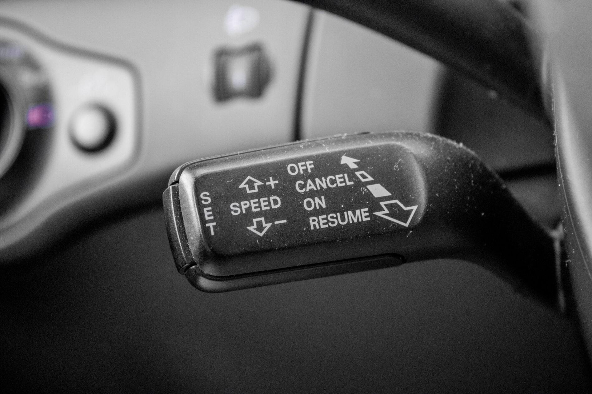 2010 AUDI A4, biela kombi, 260 367 km