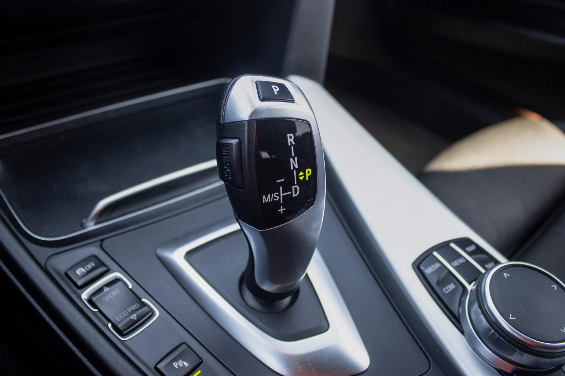 2017 BMW 335d, biela kombi, 150 450 km