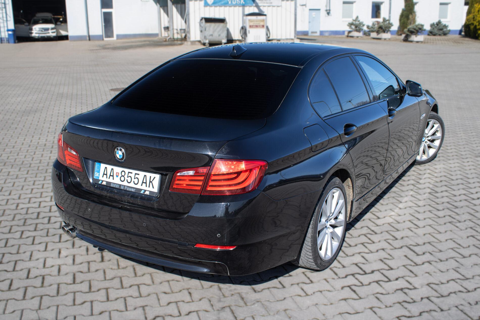2010 BMW 530d, čierna sedan, 468 596 km