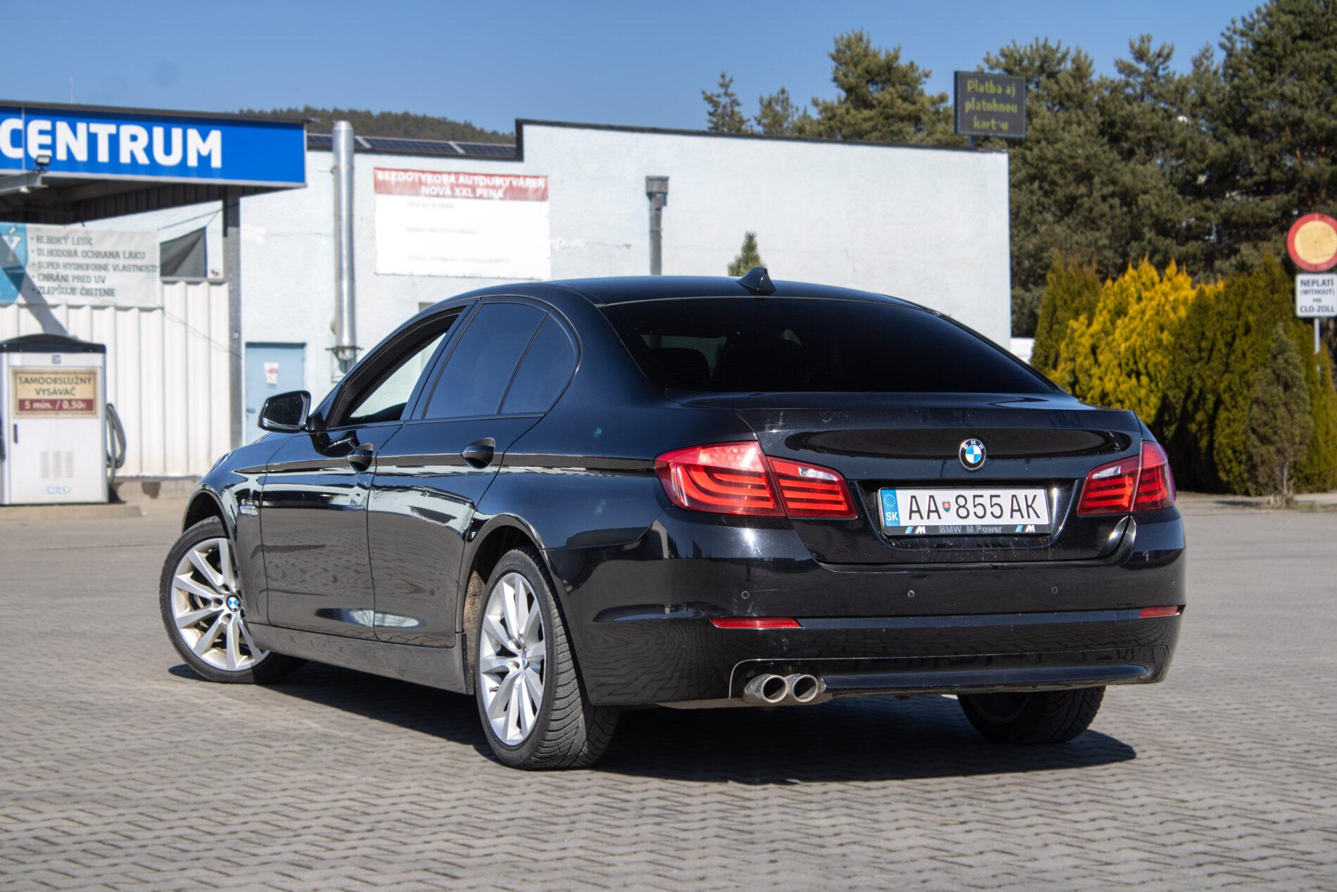 2010 BMW 530d, čierna sedan, 468 596 km