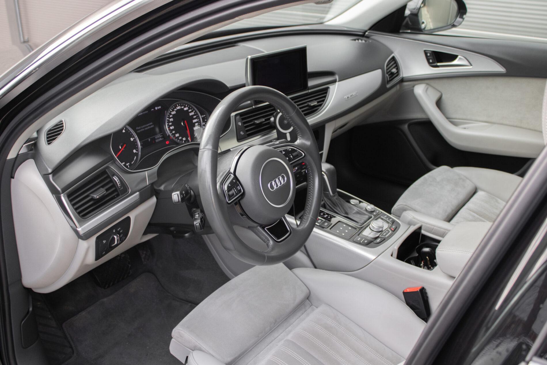 2018 AUDI A6, čierna sedan, 282 345 km
