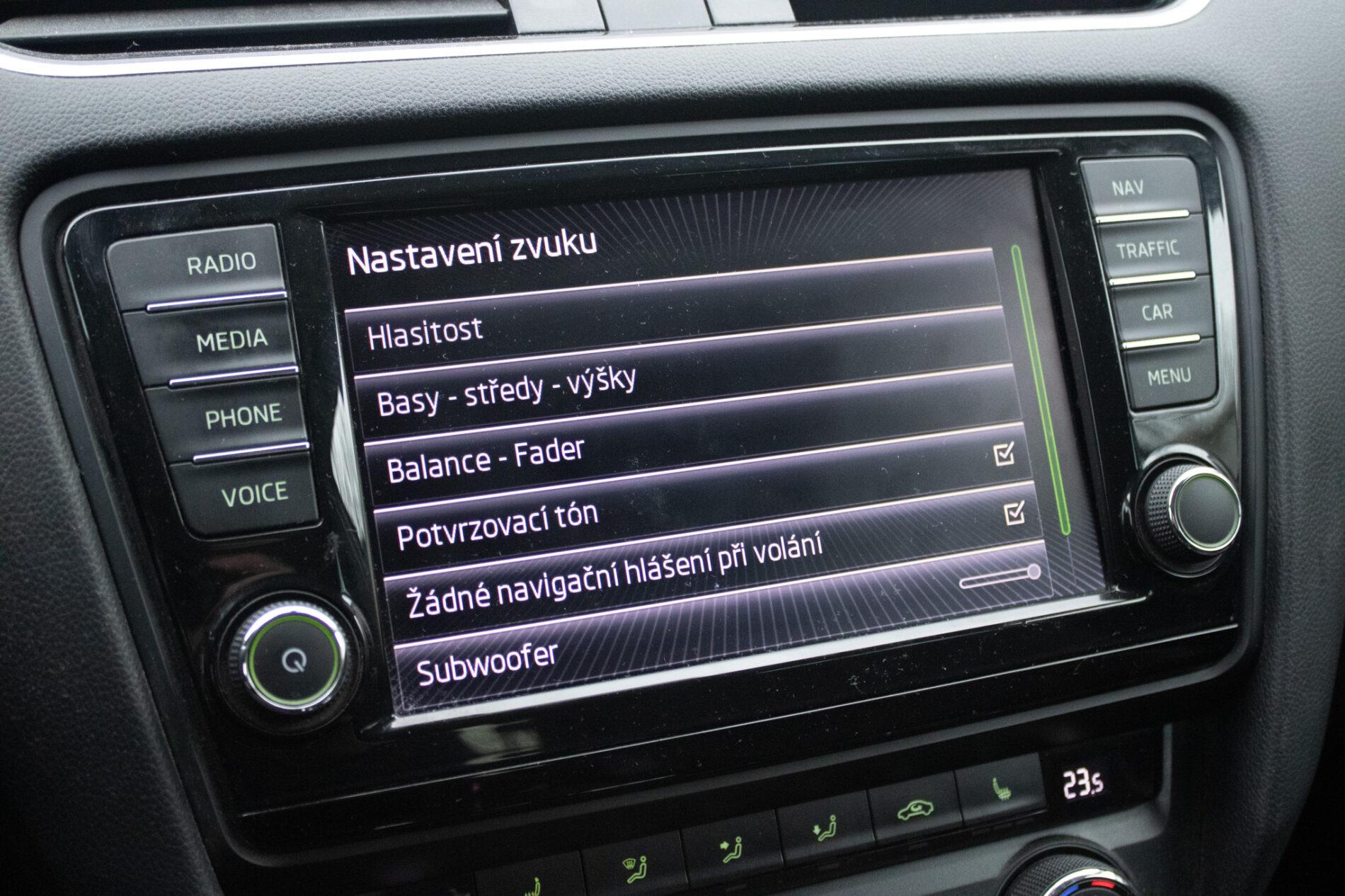 2015 Skoda Octavia RS, hnedá kombi, 205 479 km