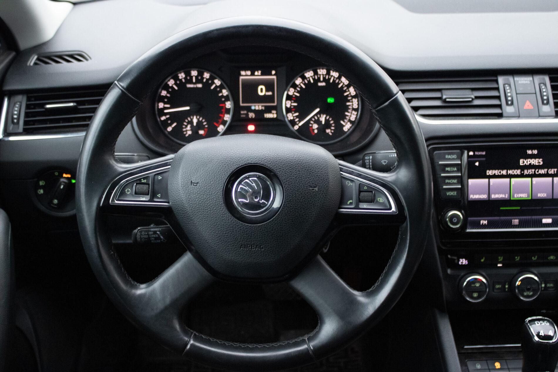2015 Skoda Octavia RS, hnedá kombi, 205 479 km