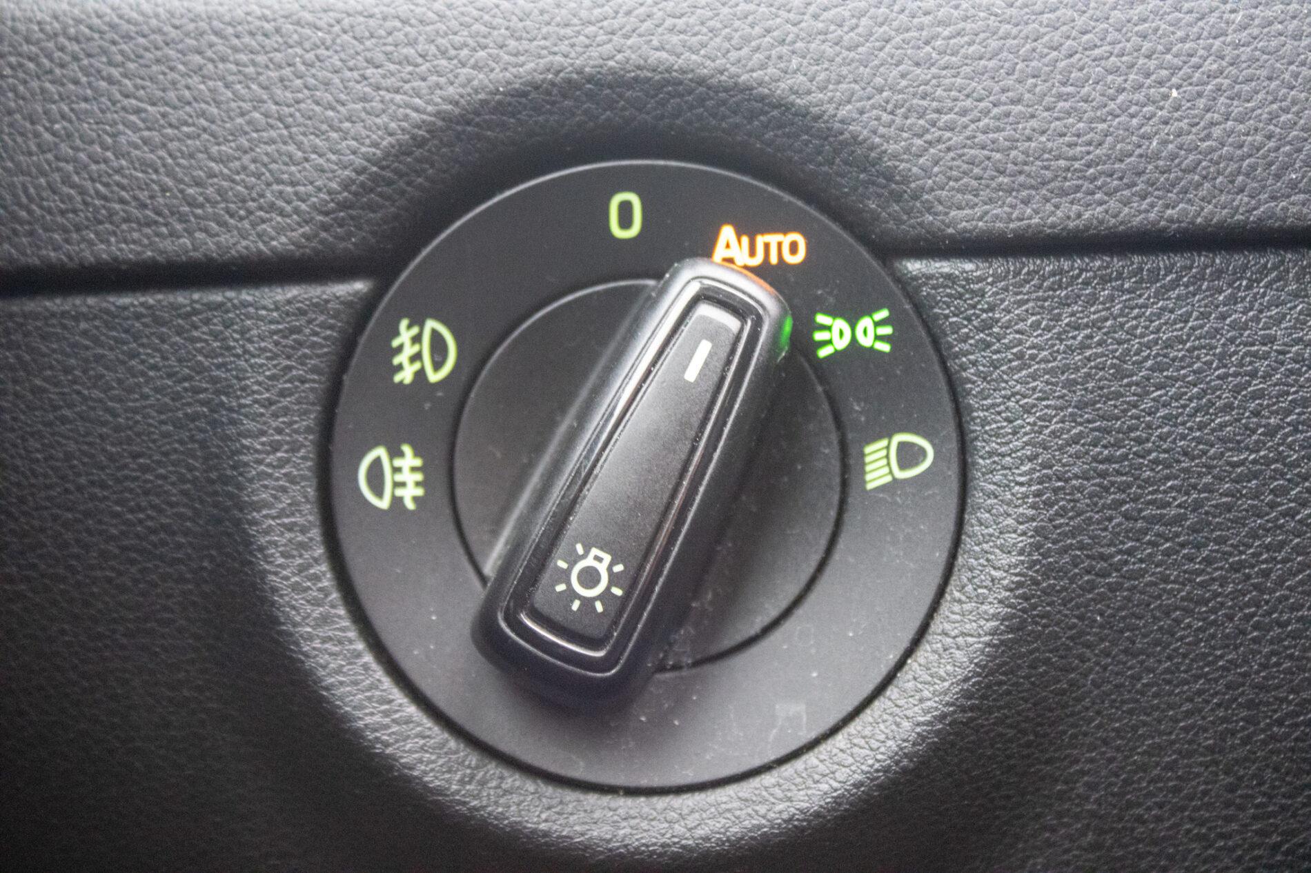 2015 Skoda Octavia RS, hnedá kombi, 205 479 km