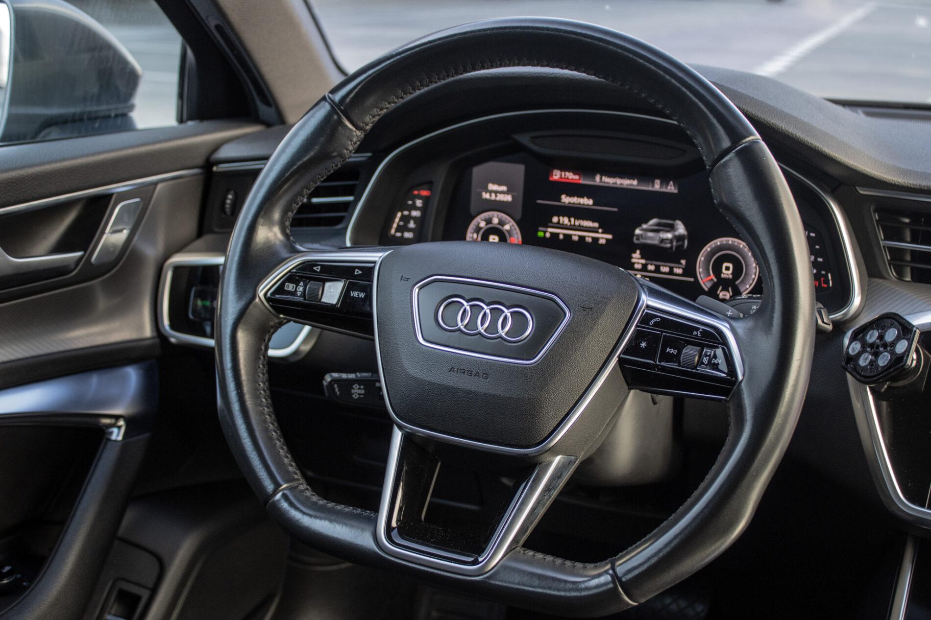 2018 AUDI A6, sivá kombi, 200 246 km