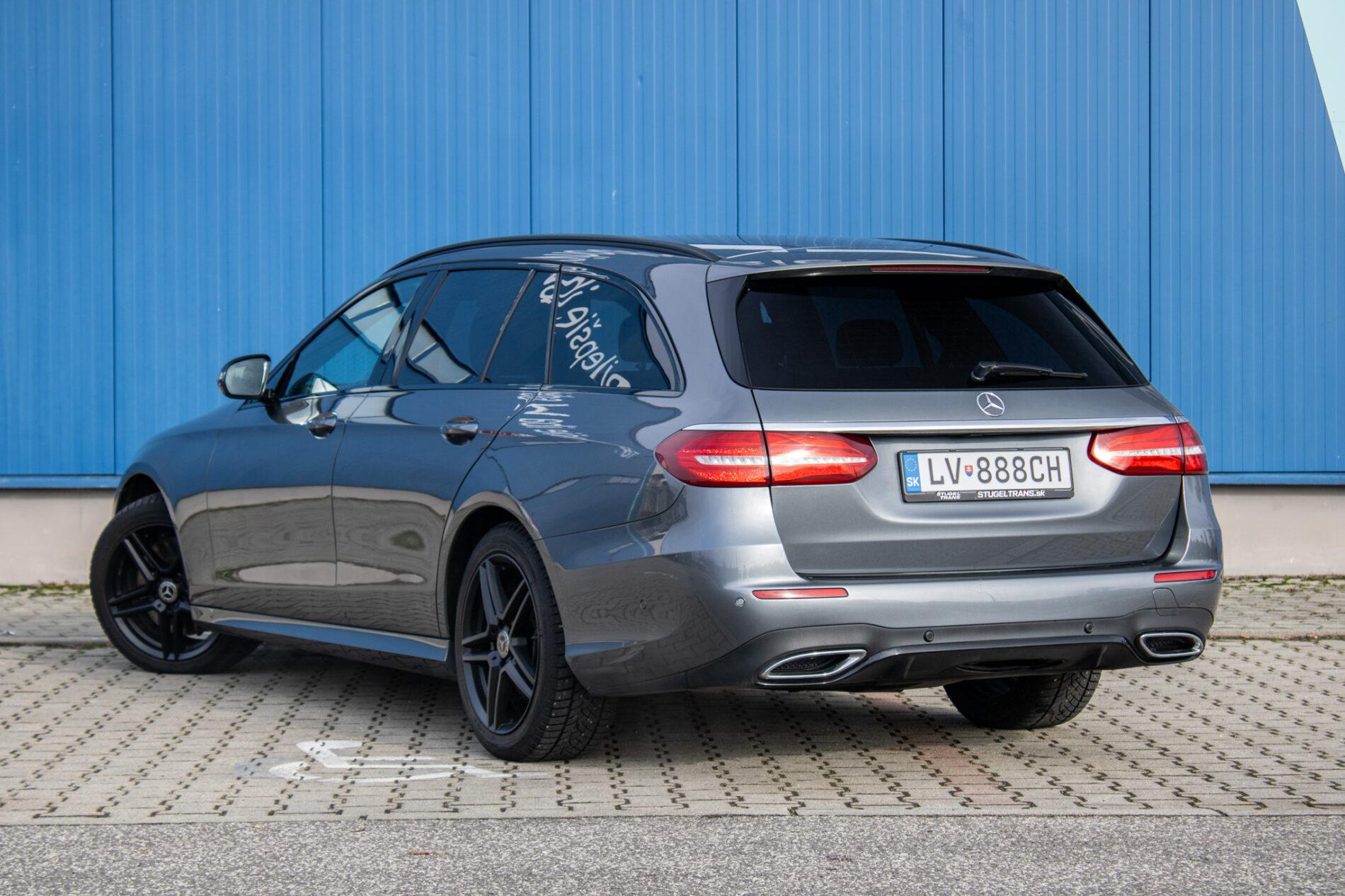 2018 Mercedes-Benz E 350d, sivá kombi, 175 769 km