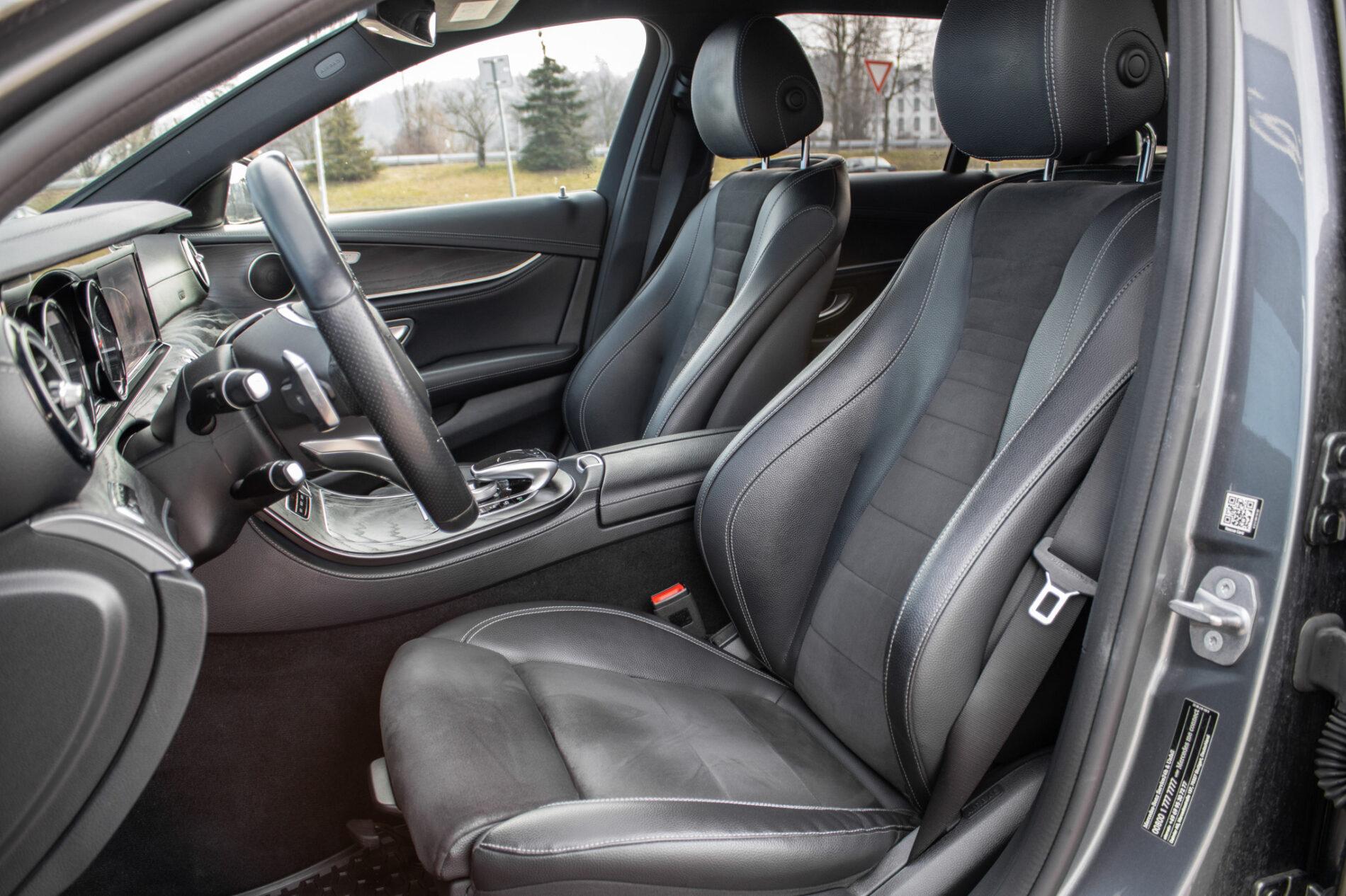 2018 Mercedes-Benz E 350d, sivá kombi, 175 769 km