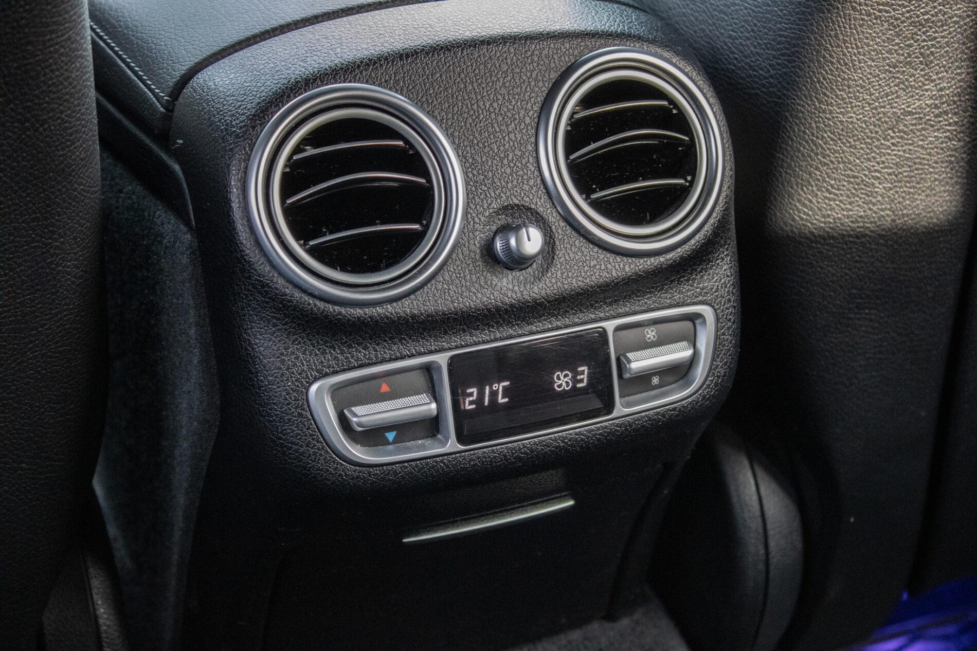 2018 Mercedes-Benz E 350d, sivá kombi, 175 769 km