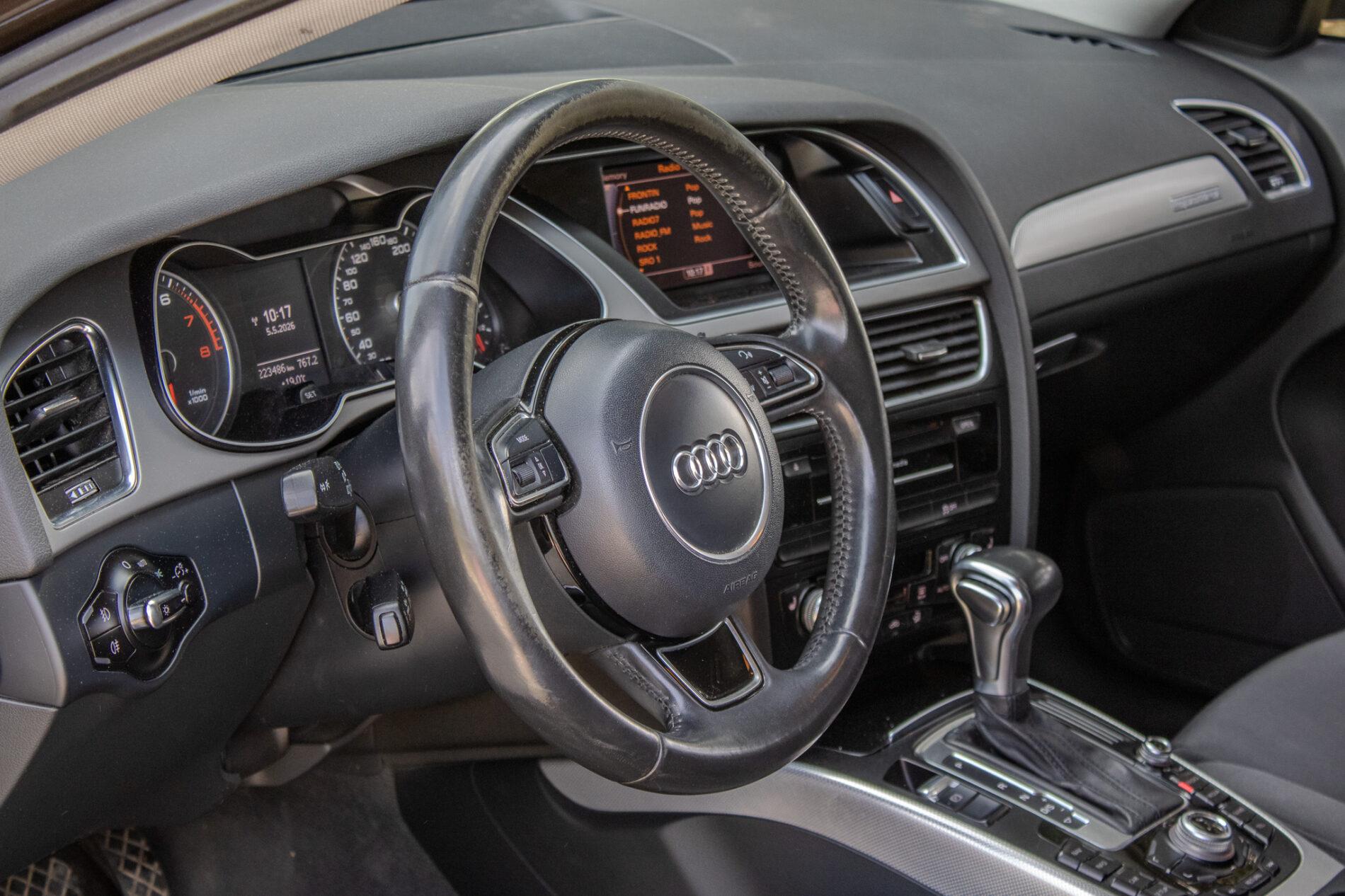 2012 AUDI A4, hnedá kombi, 223 486 km