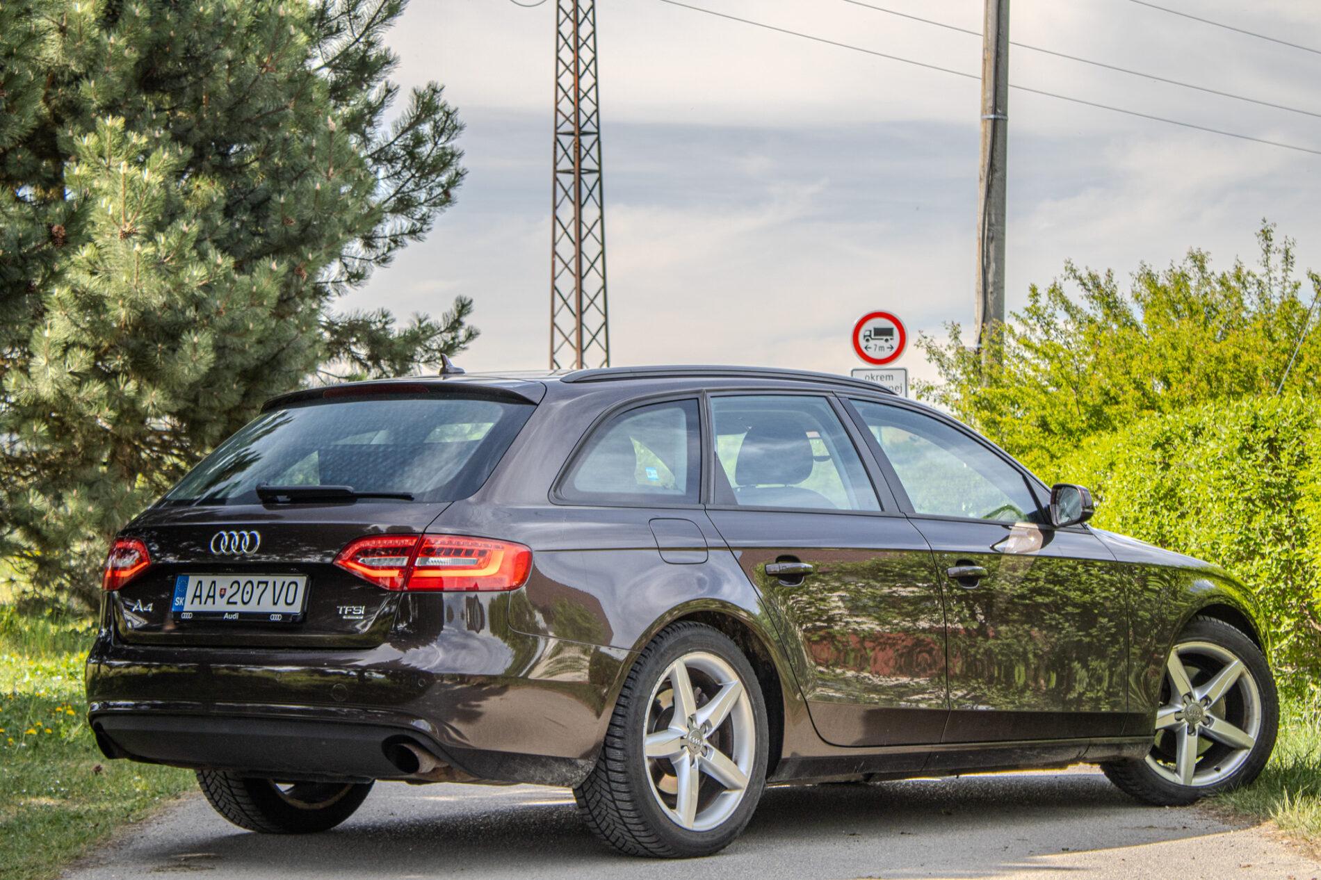2012 AUDI A4, hnedá kombi, 223 486 km