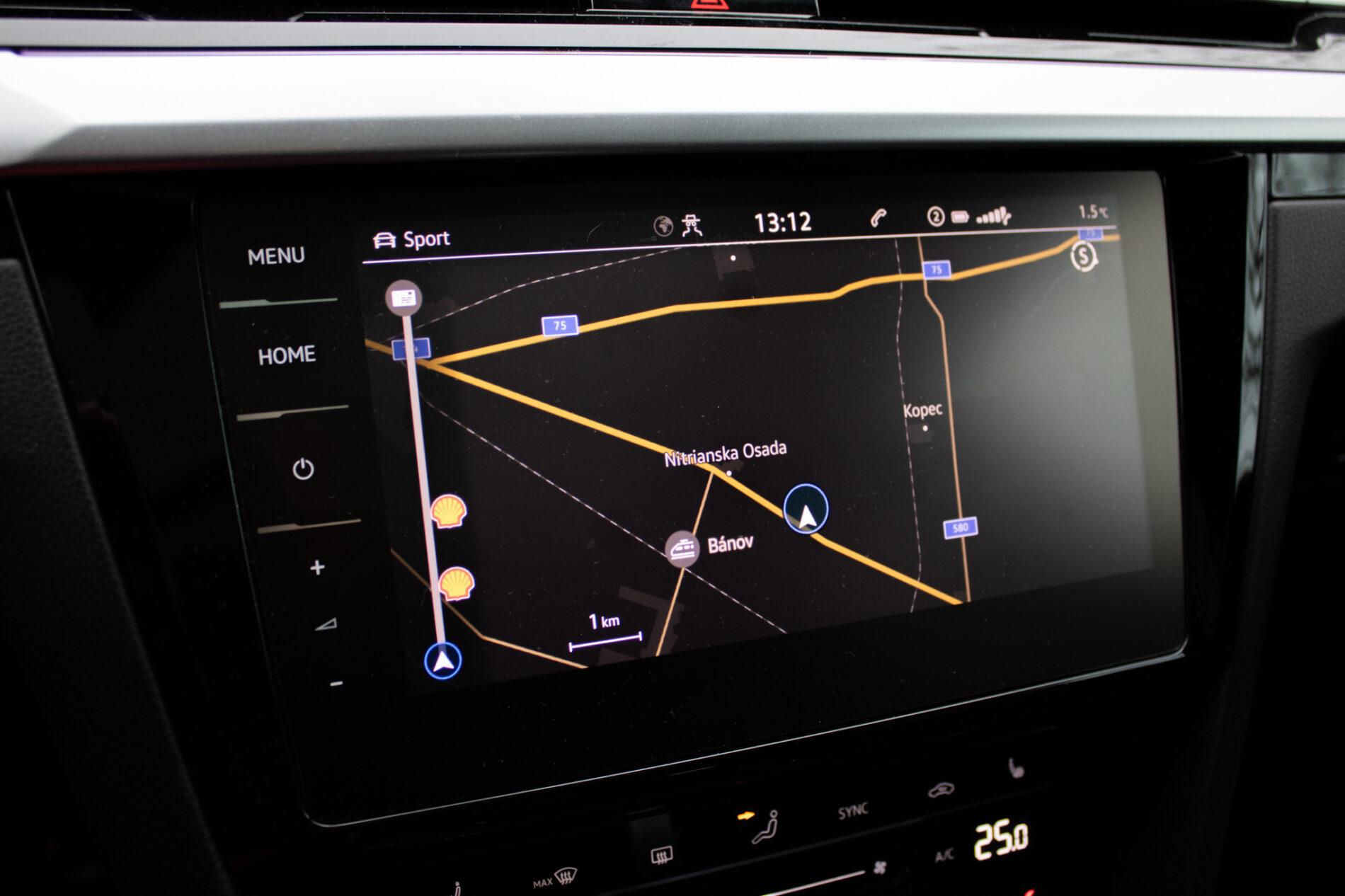 2022 Volkswagen Arteon R, čierna kombi, 40 950 km