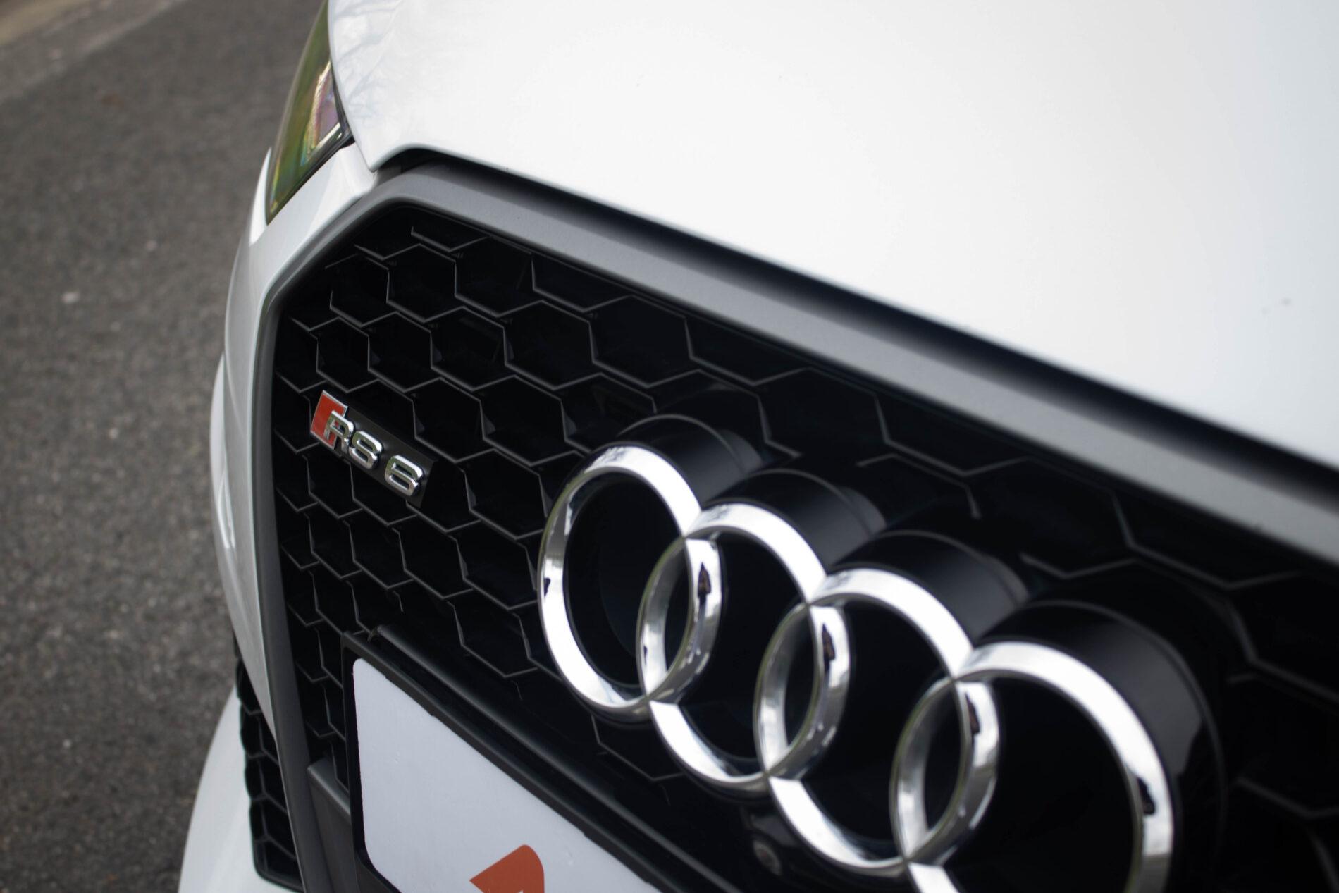 2016 AUDI RS6 Perf., biela kombi, 167 550 km